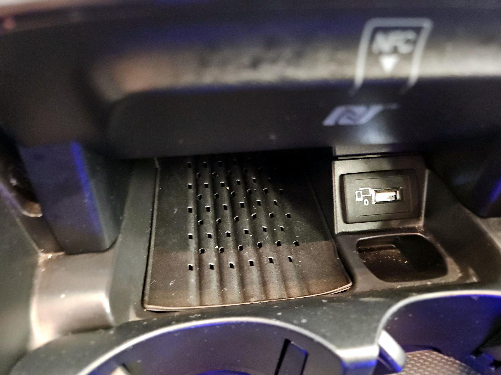 Thumbnail: 2018 Mercedes-Benz E-Class - 19