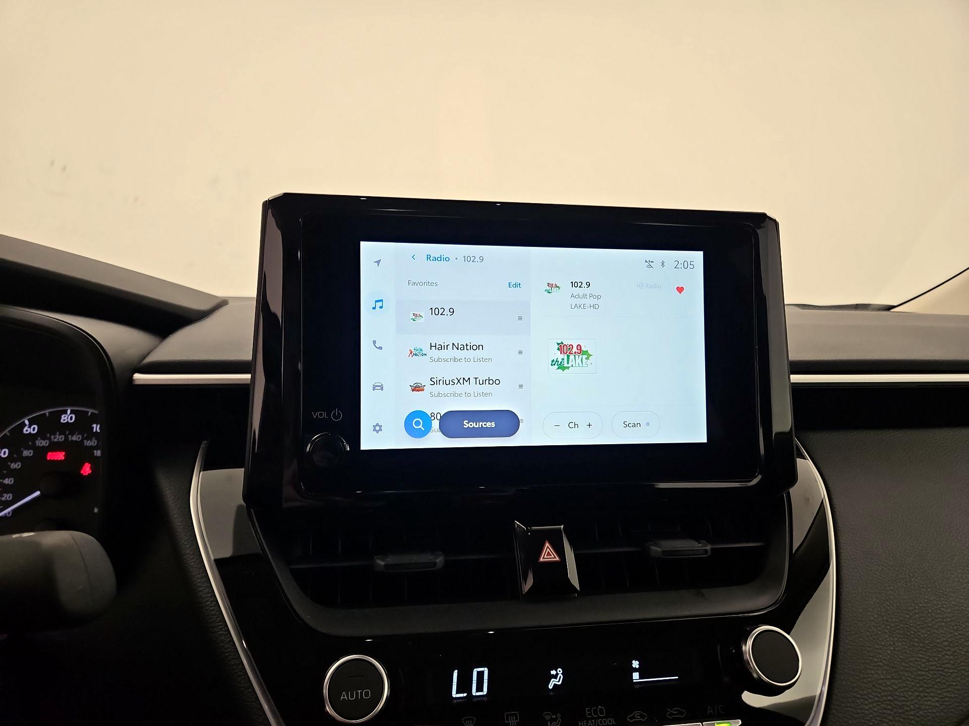 Thumbnail: 2025 Toyota Corolla - 15