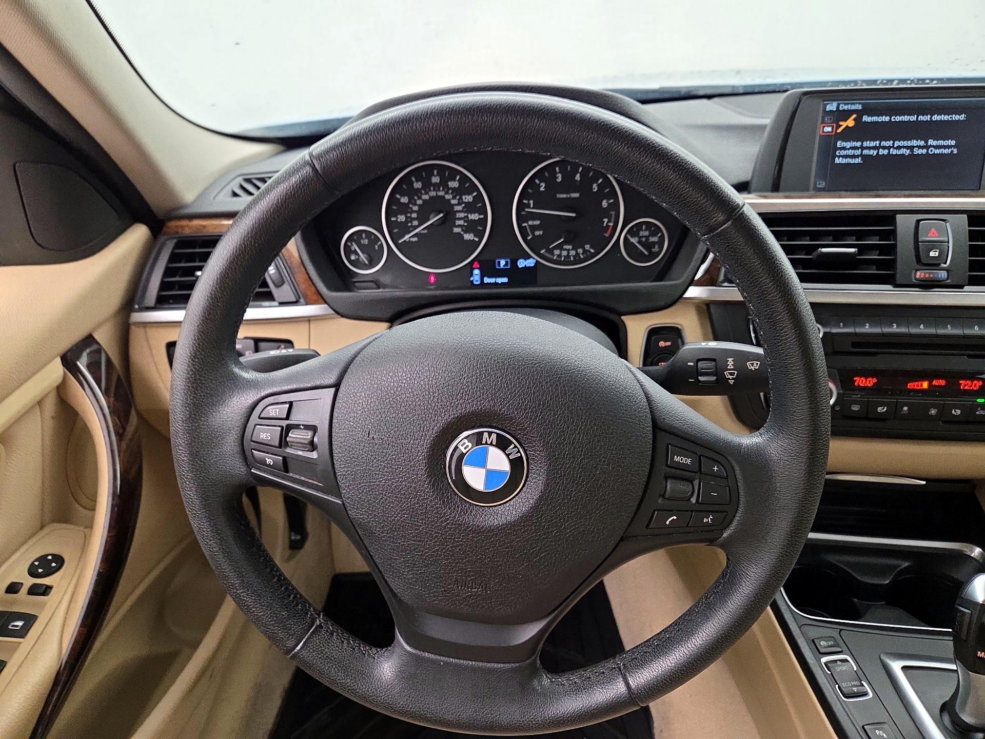 Thumbnail: 2014 BMW 3 Series - 10