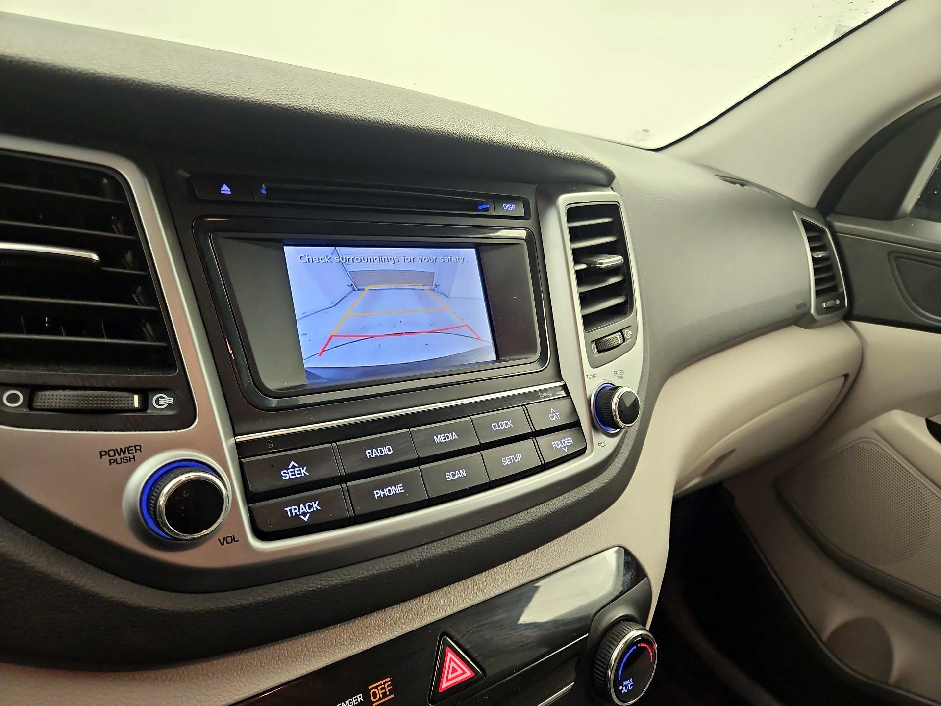 Thumbnail: 2016 Hyundai Tucson - 14