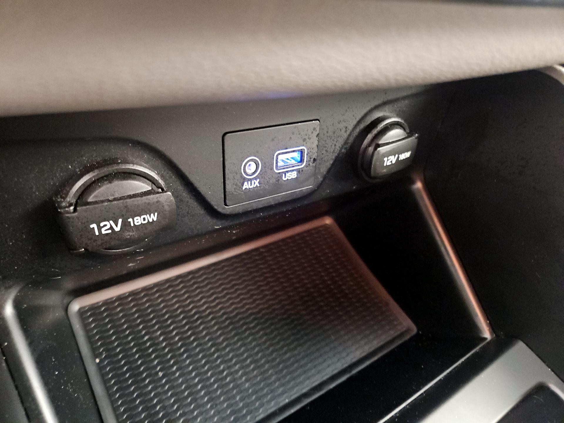 Thumbnail: 2016 Hyundai Tucson - 18