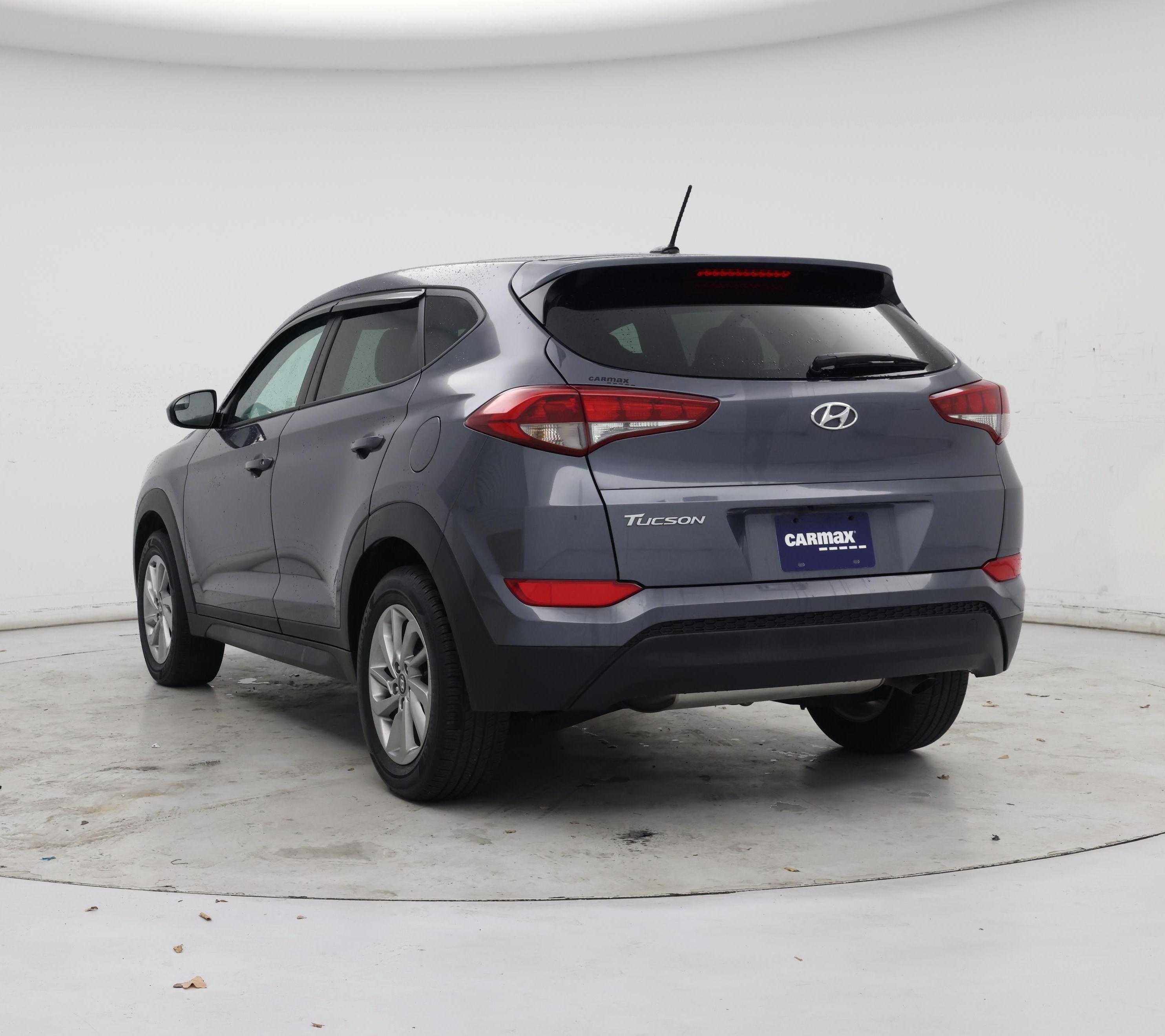 Thumbnail: 2016 Hyundai Tucson - 2