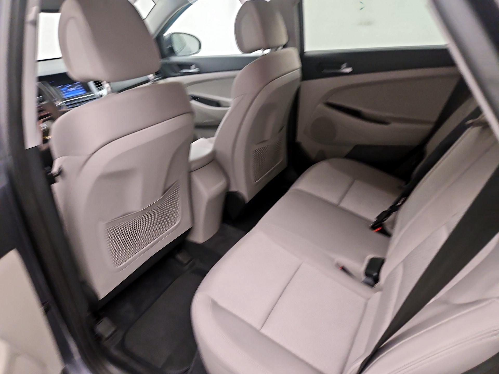 Thumbnail: 2016 Hyundai Tucson - 19