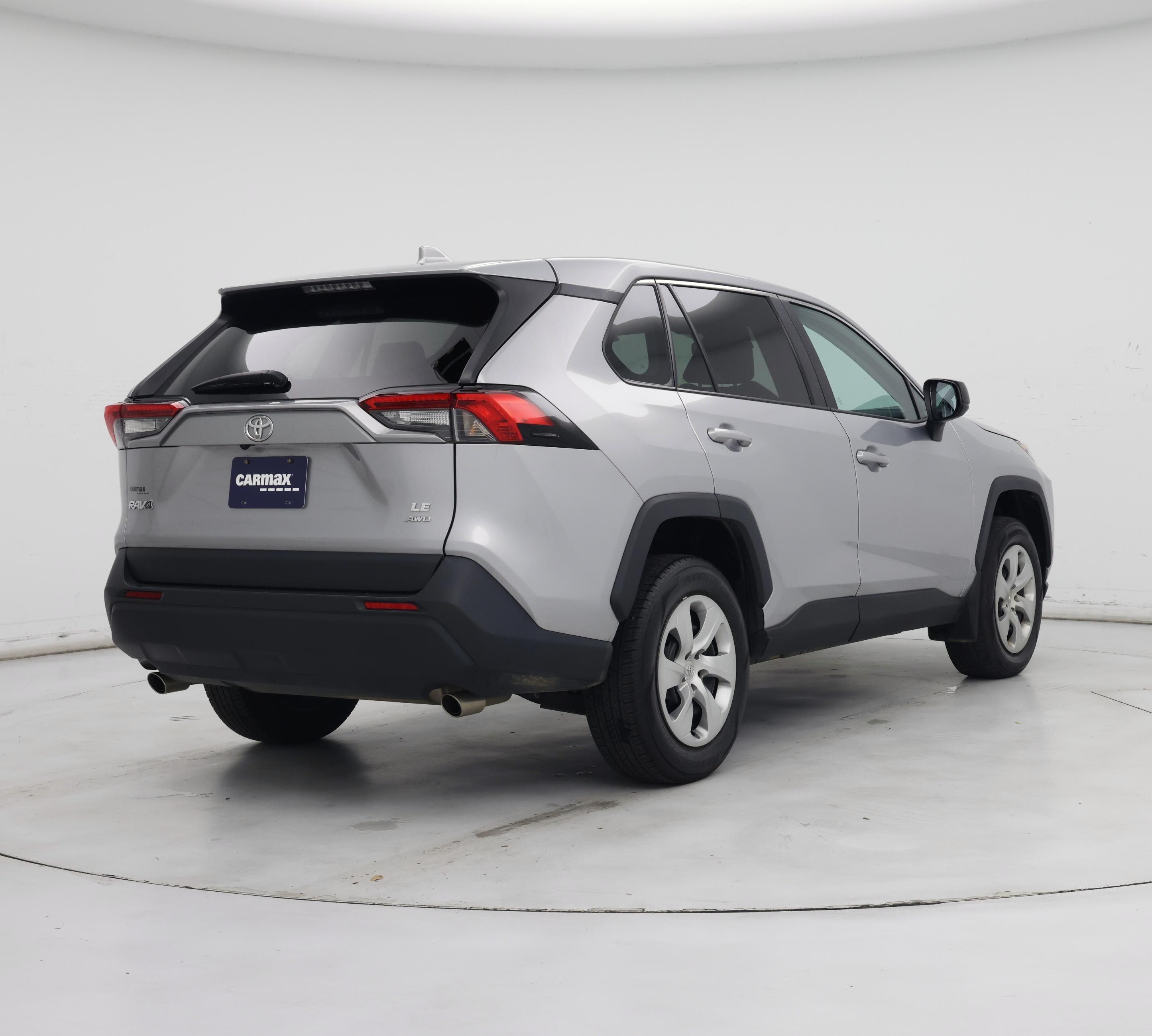 Thumbnail: 2022 Toyota RAV4 - 8