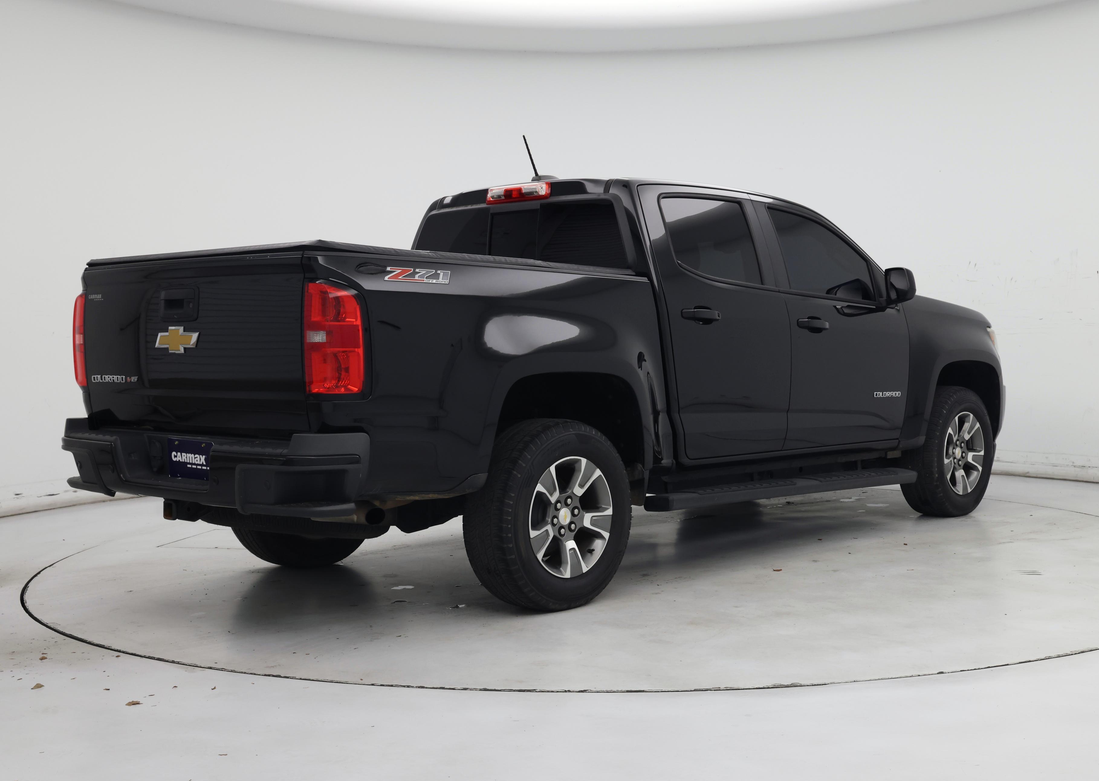 Thumbnail: 2019 Chevrolet Colorado - 8