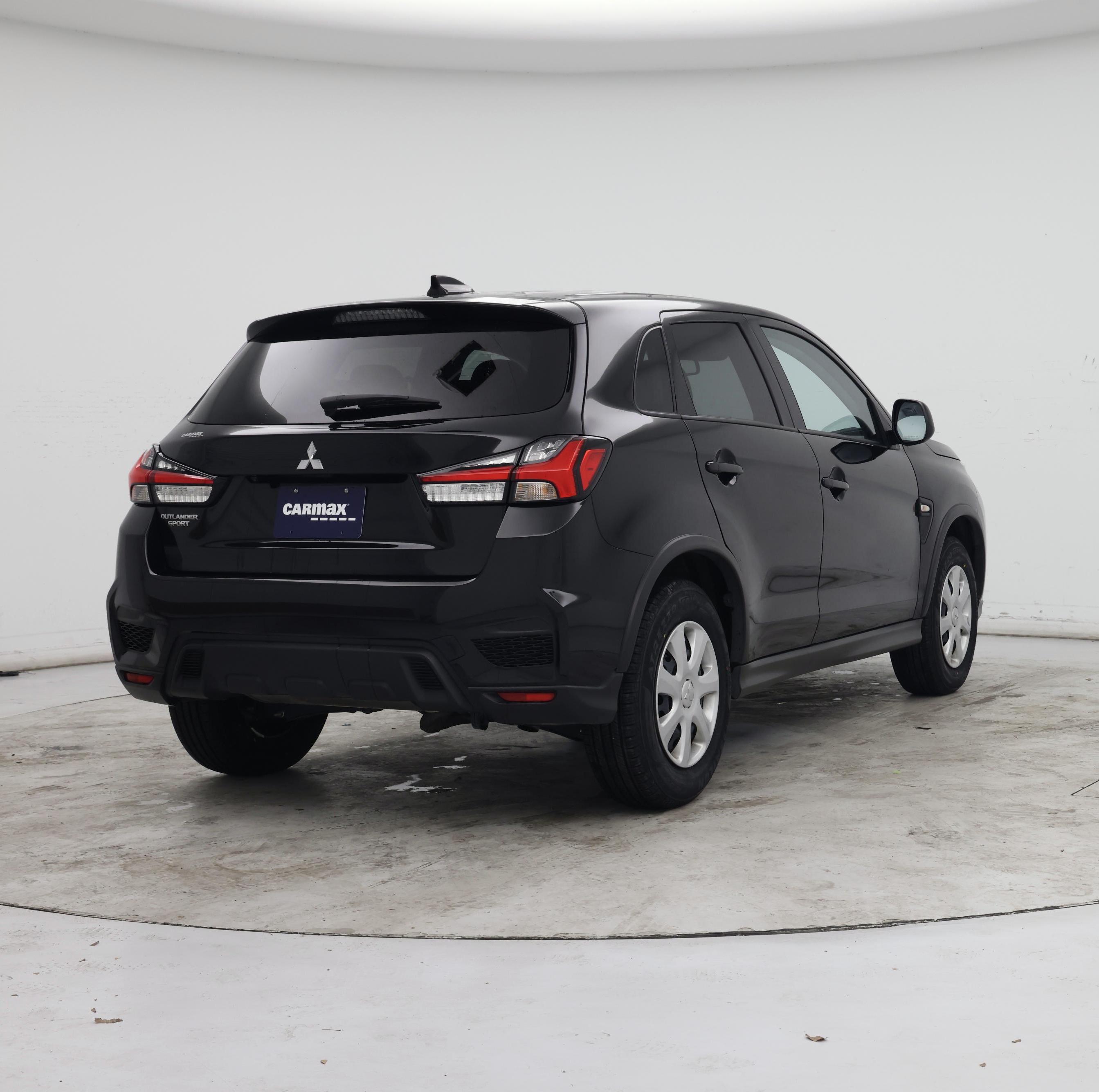 Thumbnail: 2024 Mitsubishi Outlander Sport - 8