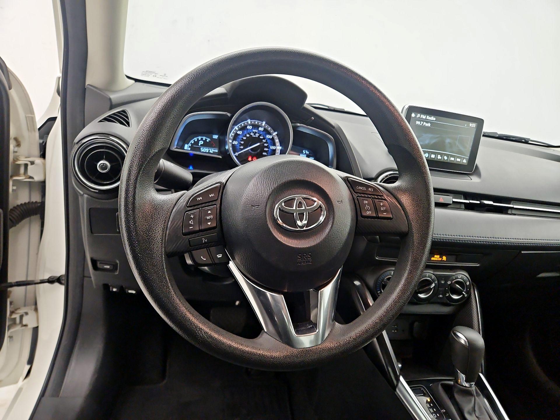 Thumbnail: 2018 Toyota Yaris iA - 10