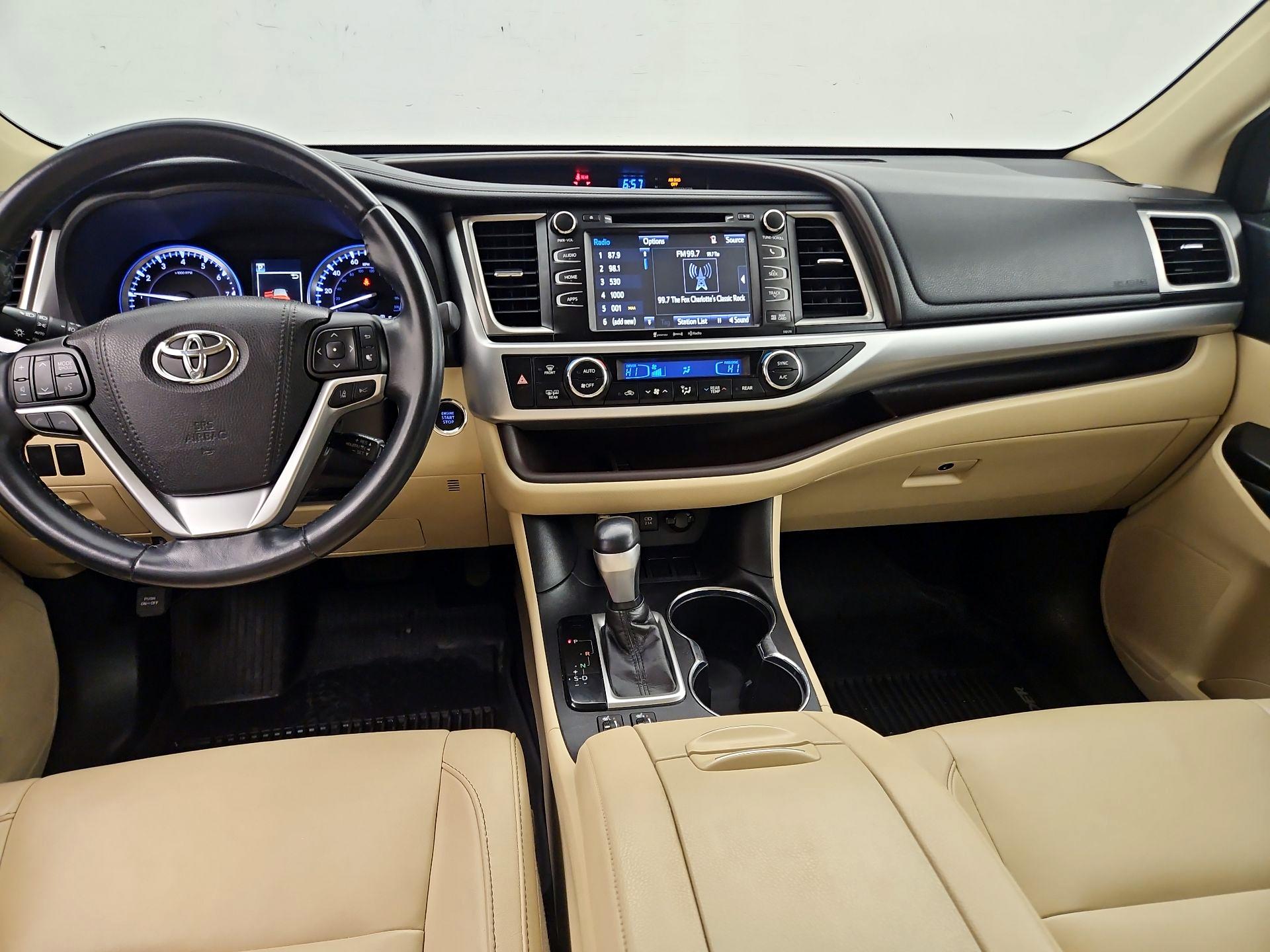 Thumbnail: 2018 Toyota Highlander - 9