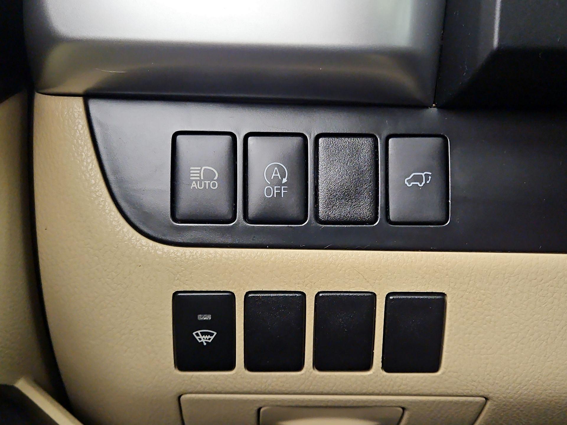 Thumbnail: 2018 Toyota Highlander - 13