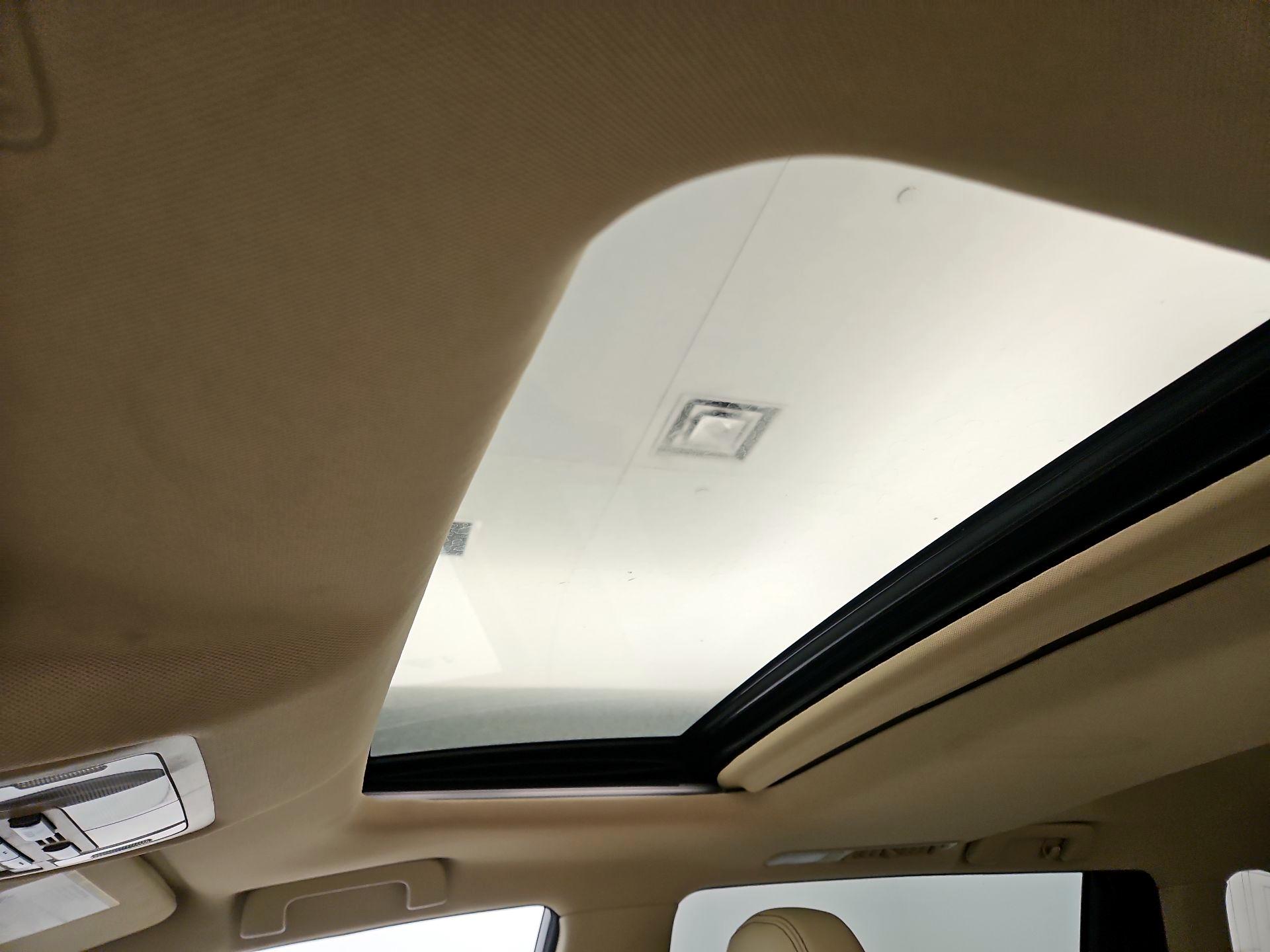 Thumbnail: 2018 Toyota Highlander - 19