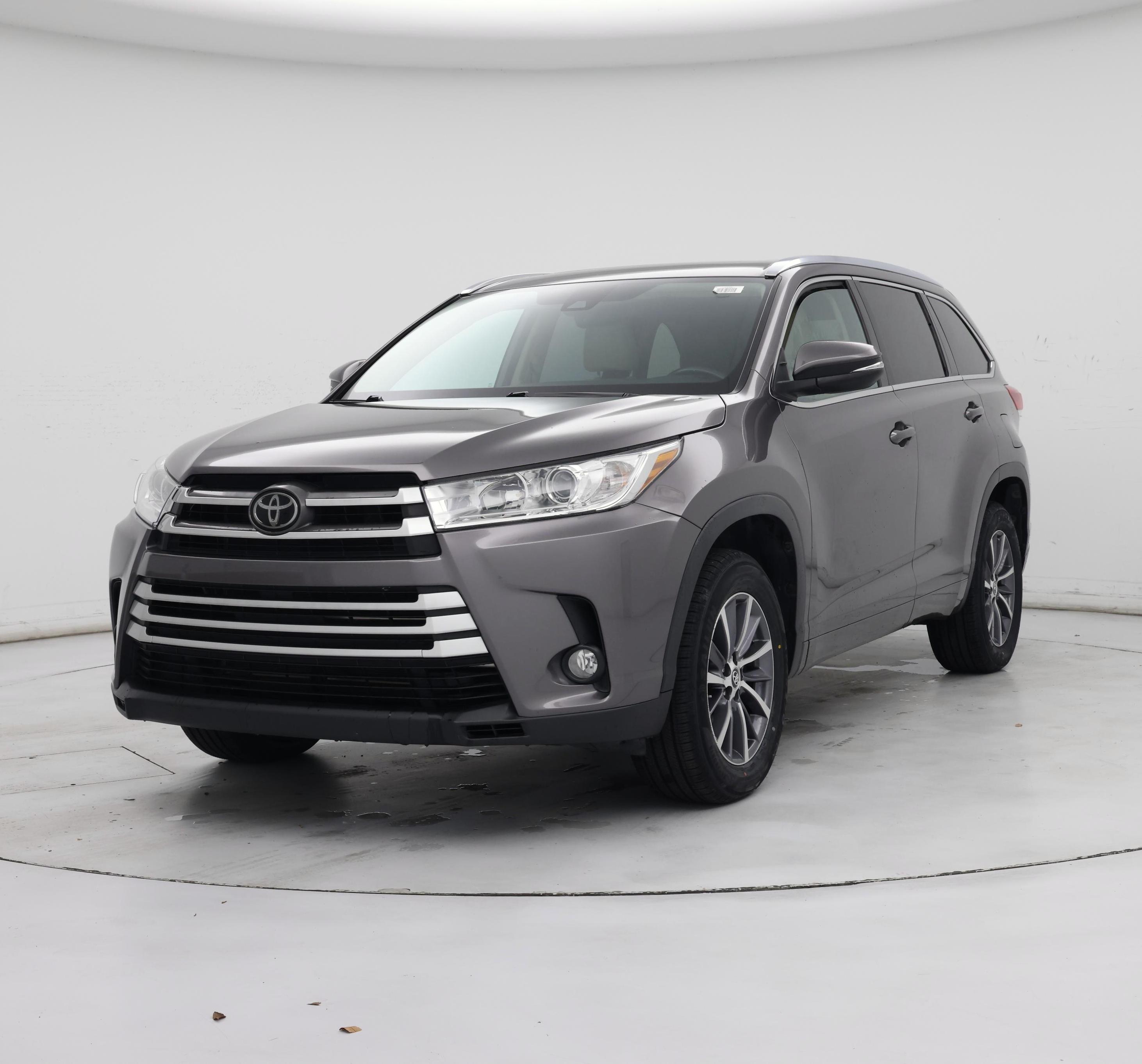 Thumbnail: 2018 Toyota Highlander - 4
