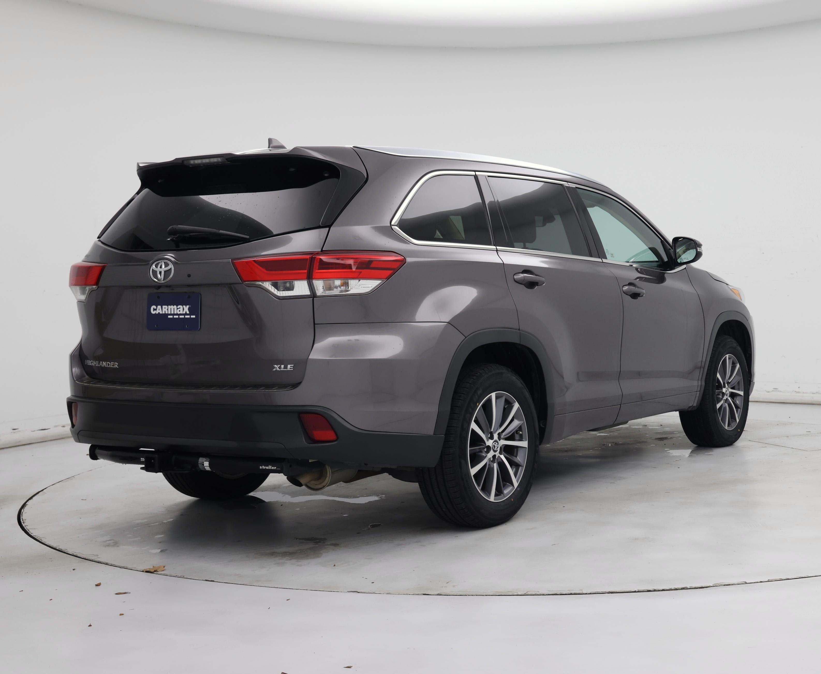 Thumbnail: 2018 Toyota Highlander - 8
