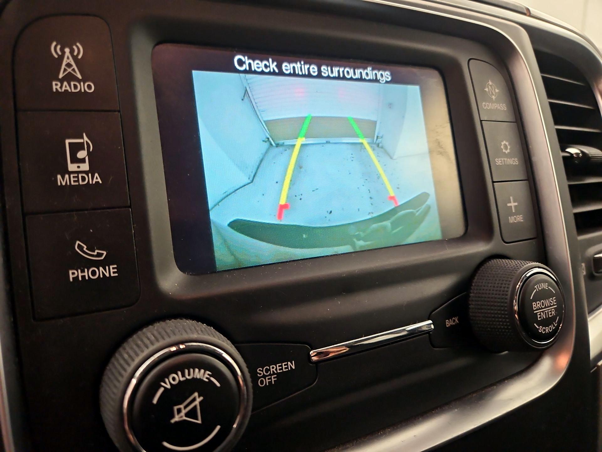 Thumbnail: 2019 RAM 1500 Classic - 14