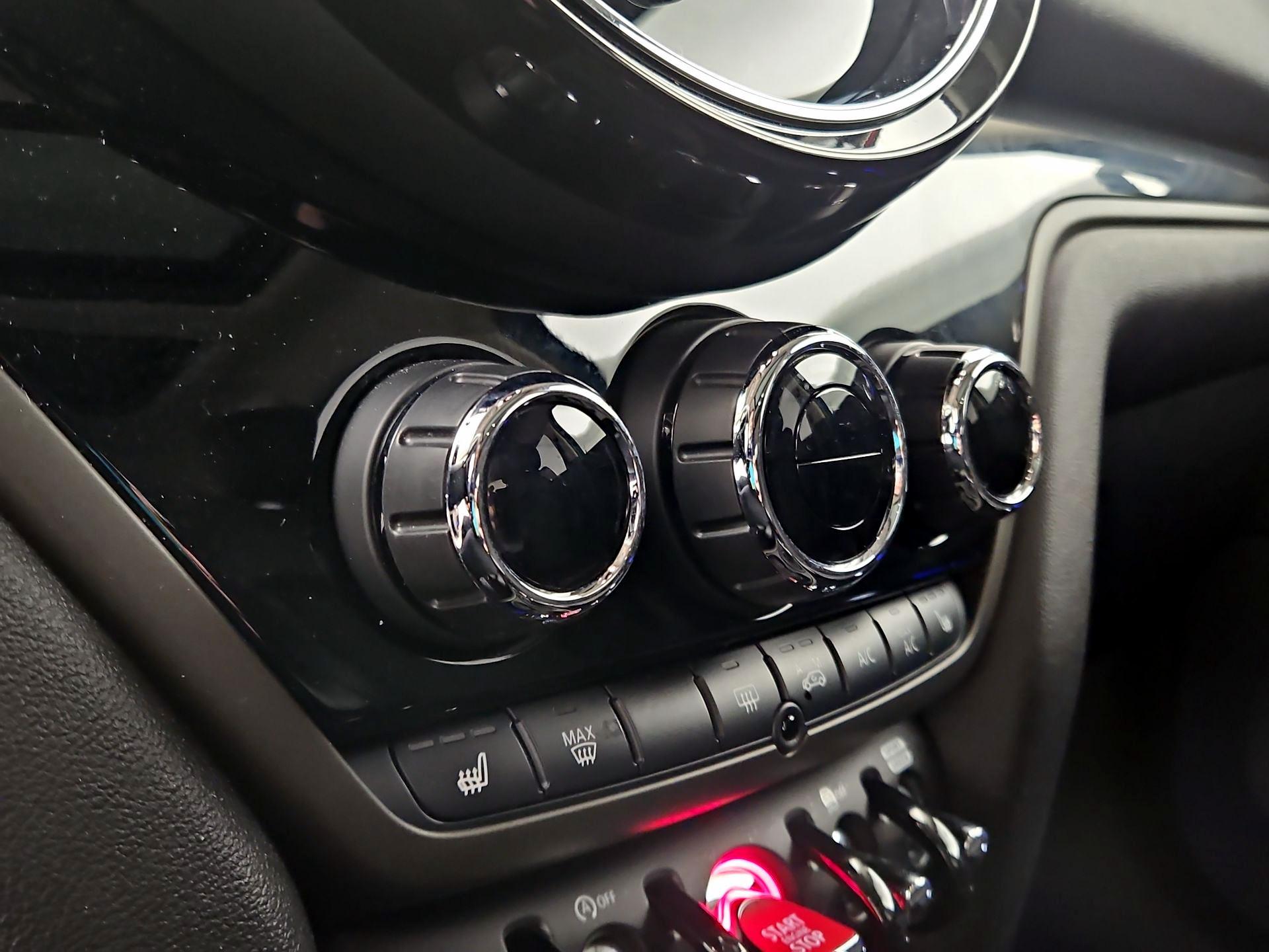 Thumbnail: 2021 MINI Cooper Countryman - 16