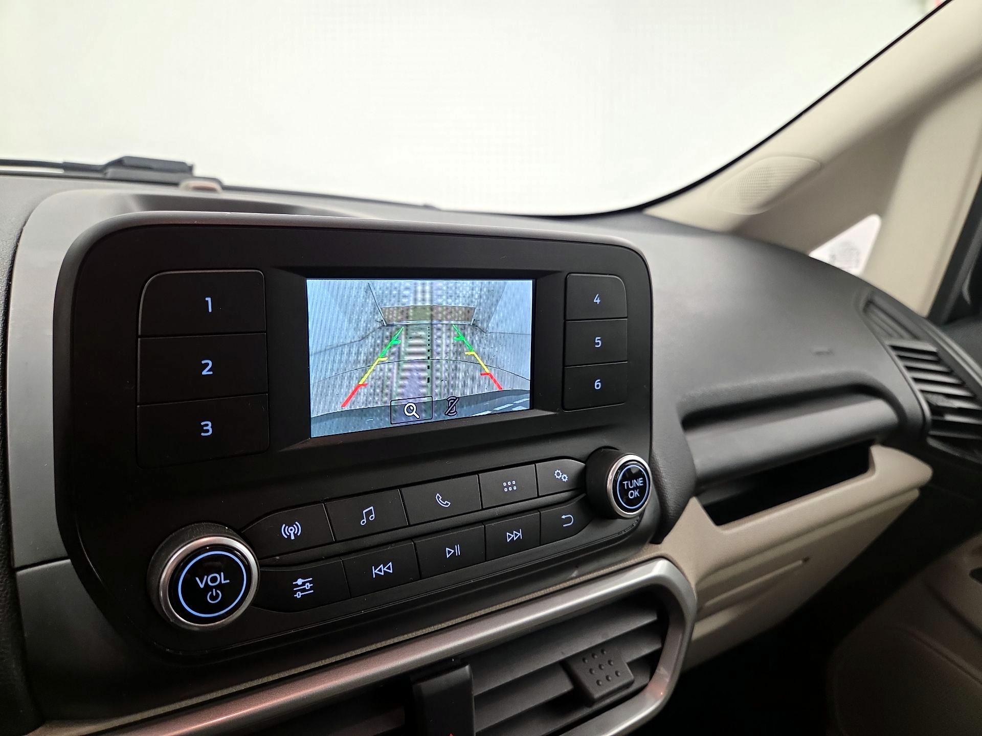 Thumbnail: 2019 Ford EcoSport - 14