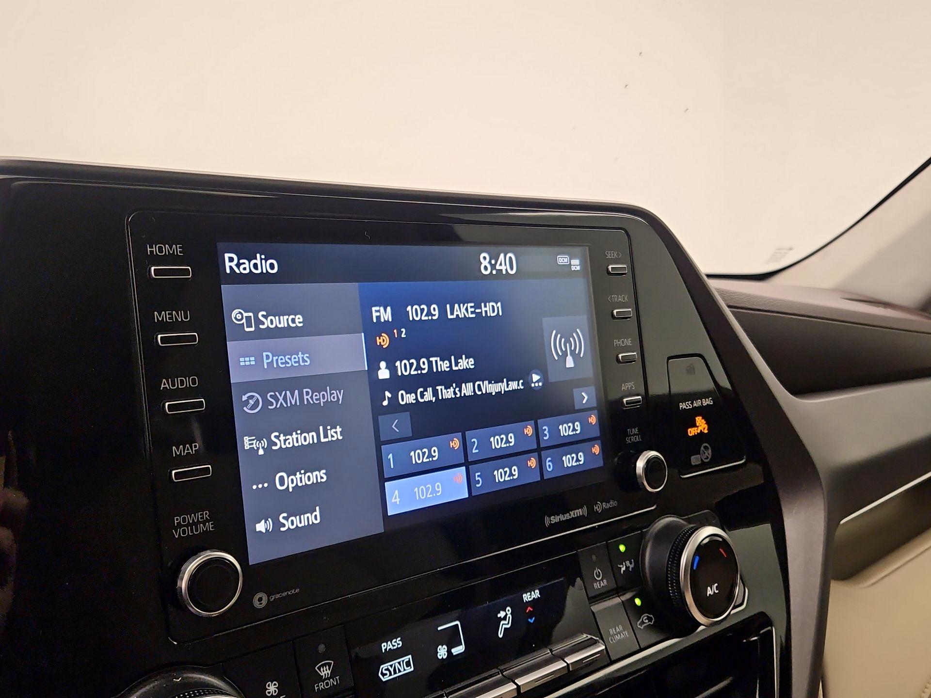 Thumbnail: 2022 Toyota Highlander - 15