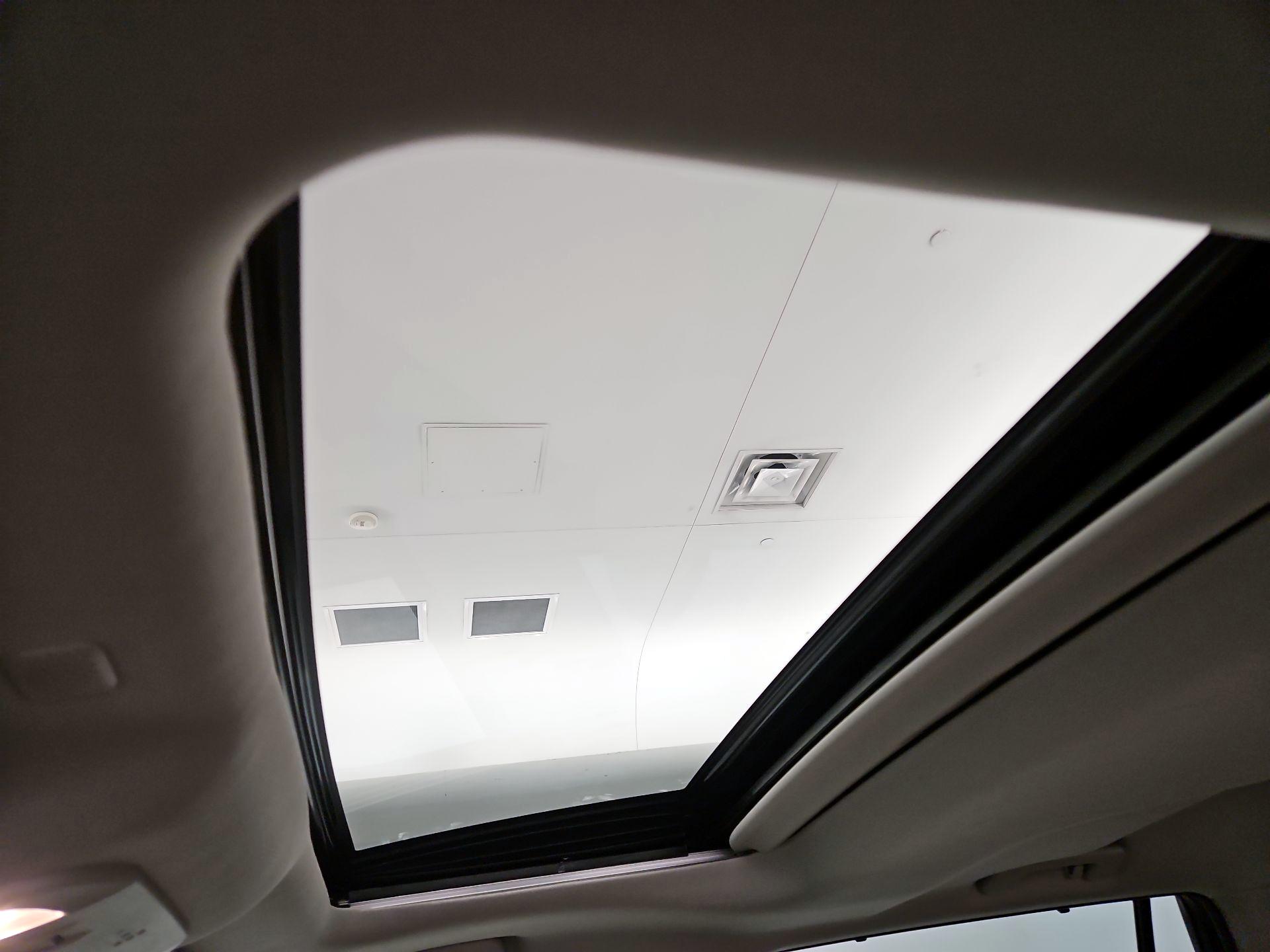 Thumbnail: 2022 Toyota Highlander - 19