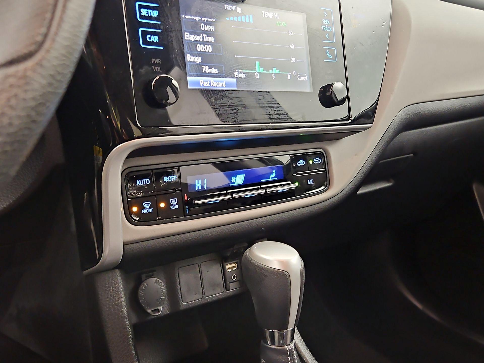 Thumbnail: 2018 Toyota Corolla - 16