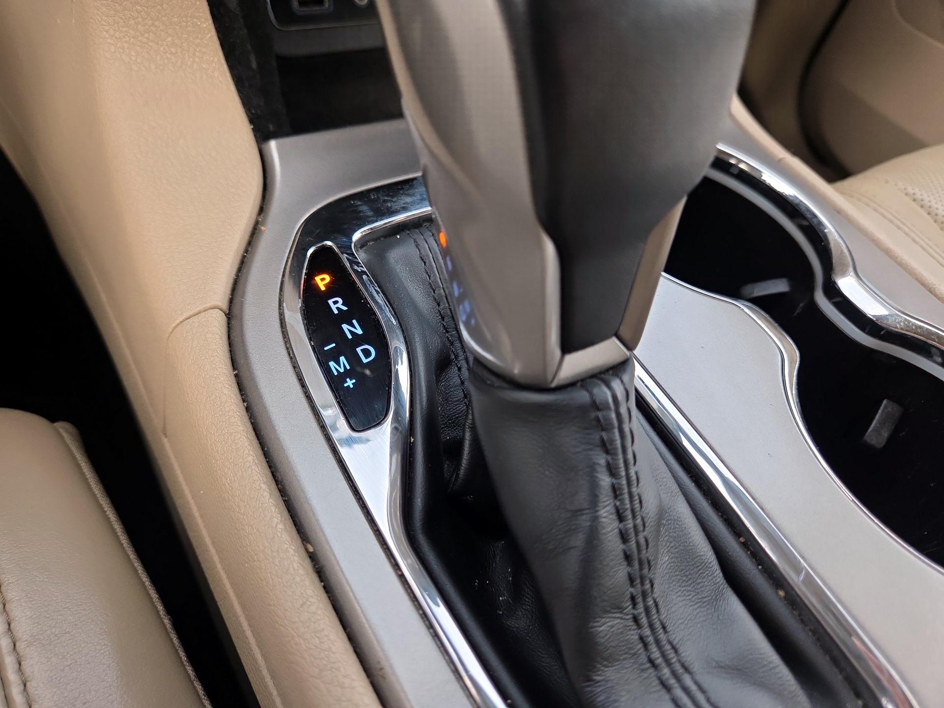 Thumbnail: 2020 Jeep Grand Cherokee - 17