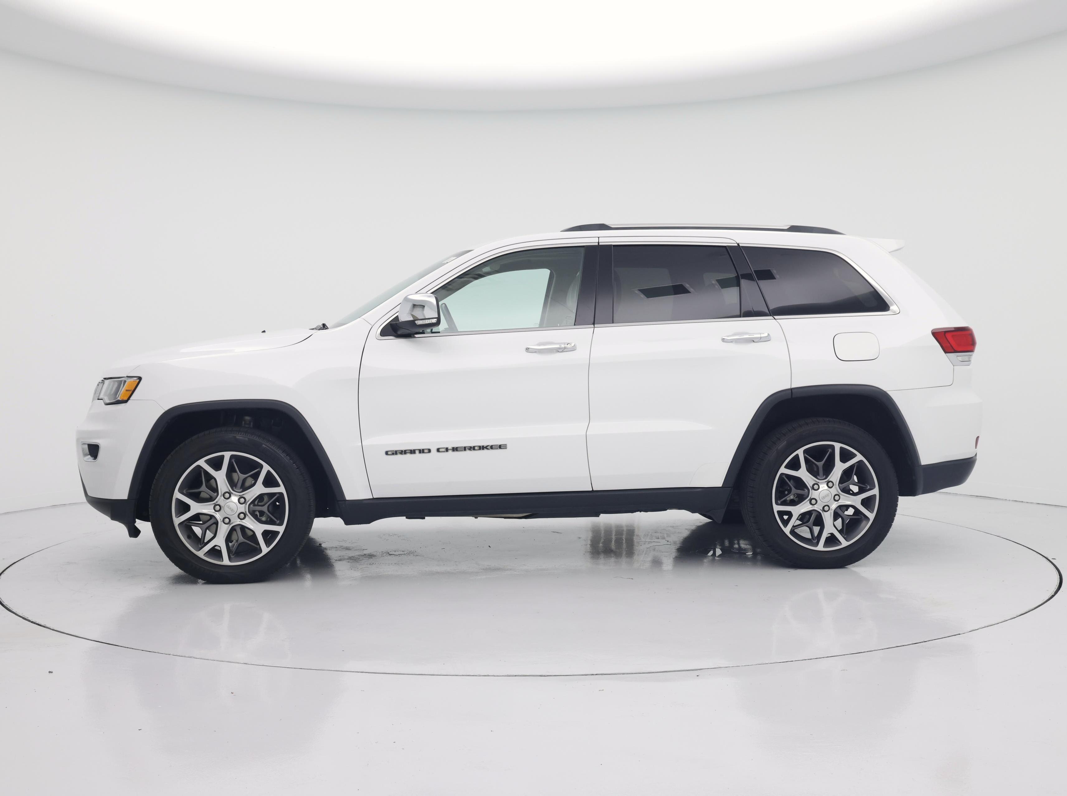 Thumbnail: 2020 Jeep Grand Cherokee - 3