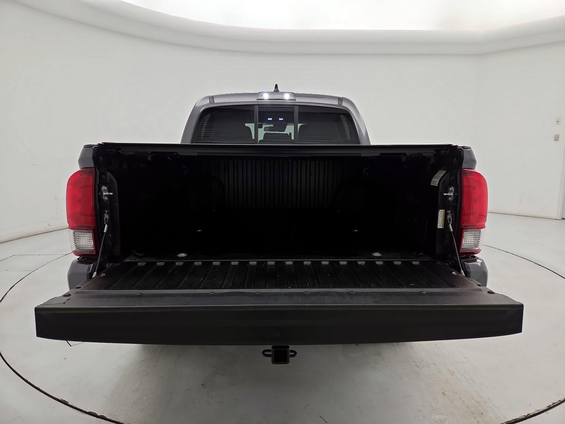 Thumbnail: 2022 Toyota Tacoma - 20