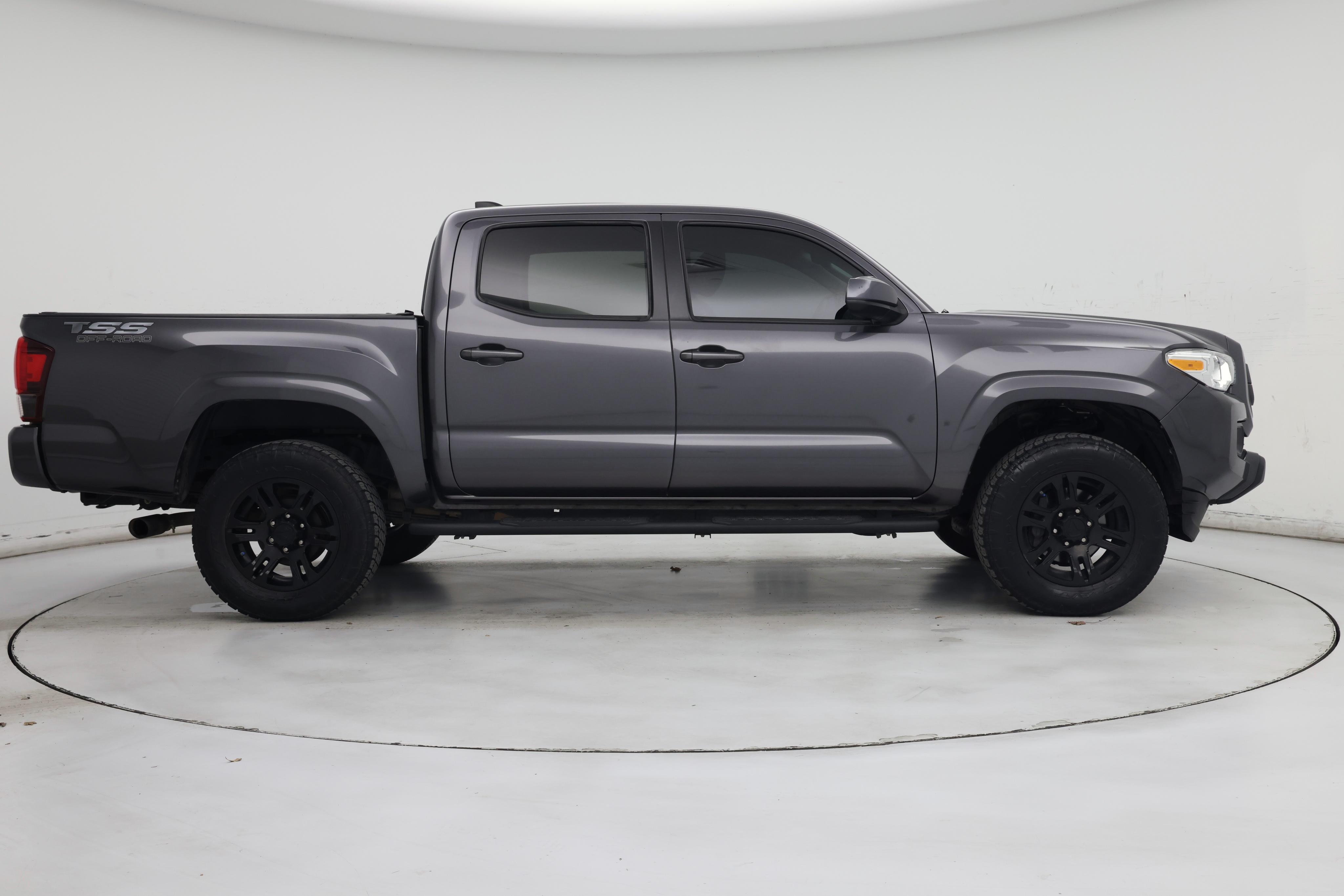 Thumbnail: 2022 Toyota Tacoma - 7