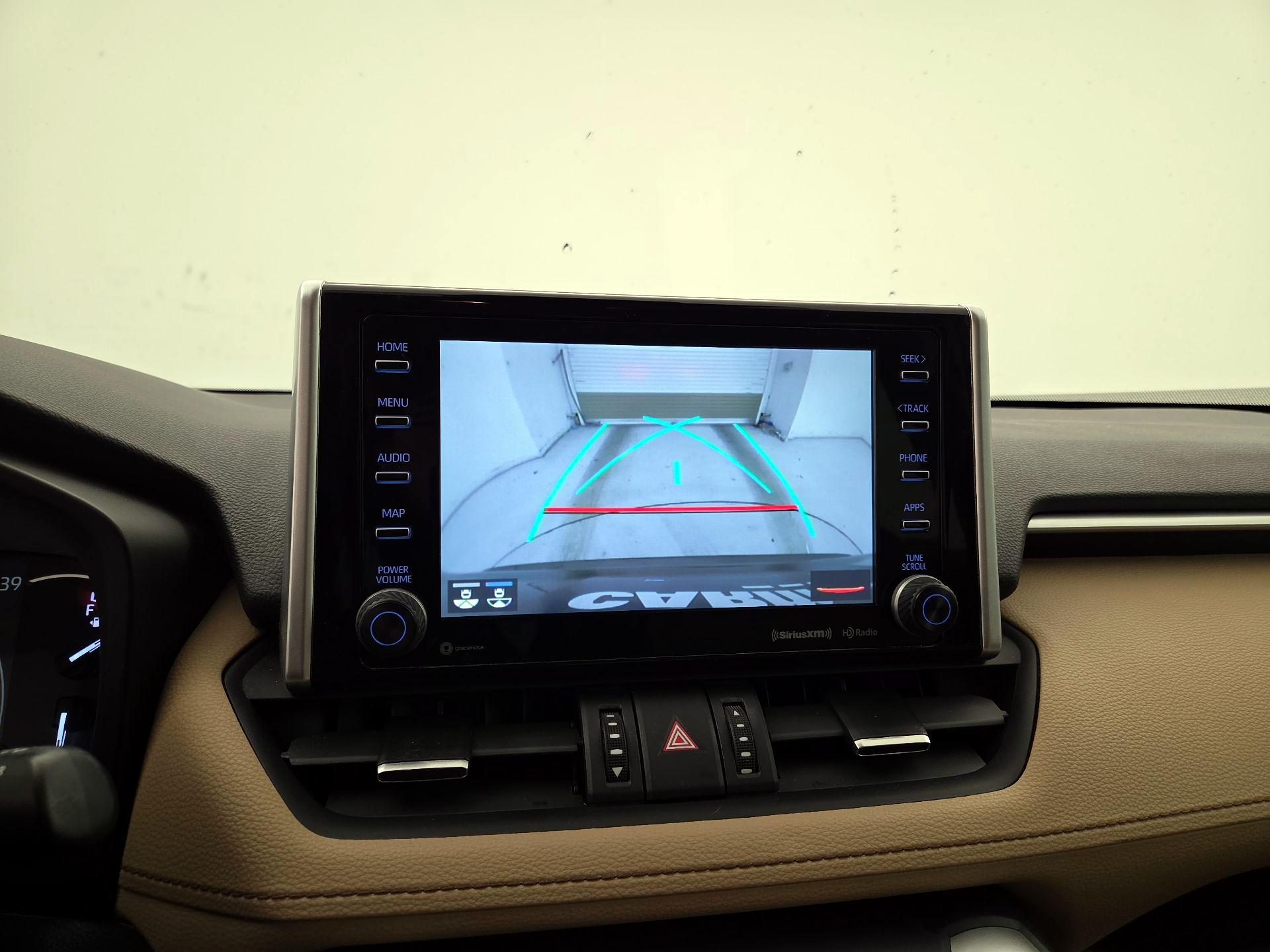 Thumbnail: 2019 Toyota RAV4 - 15