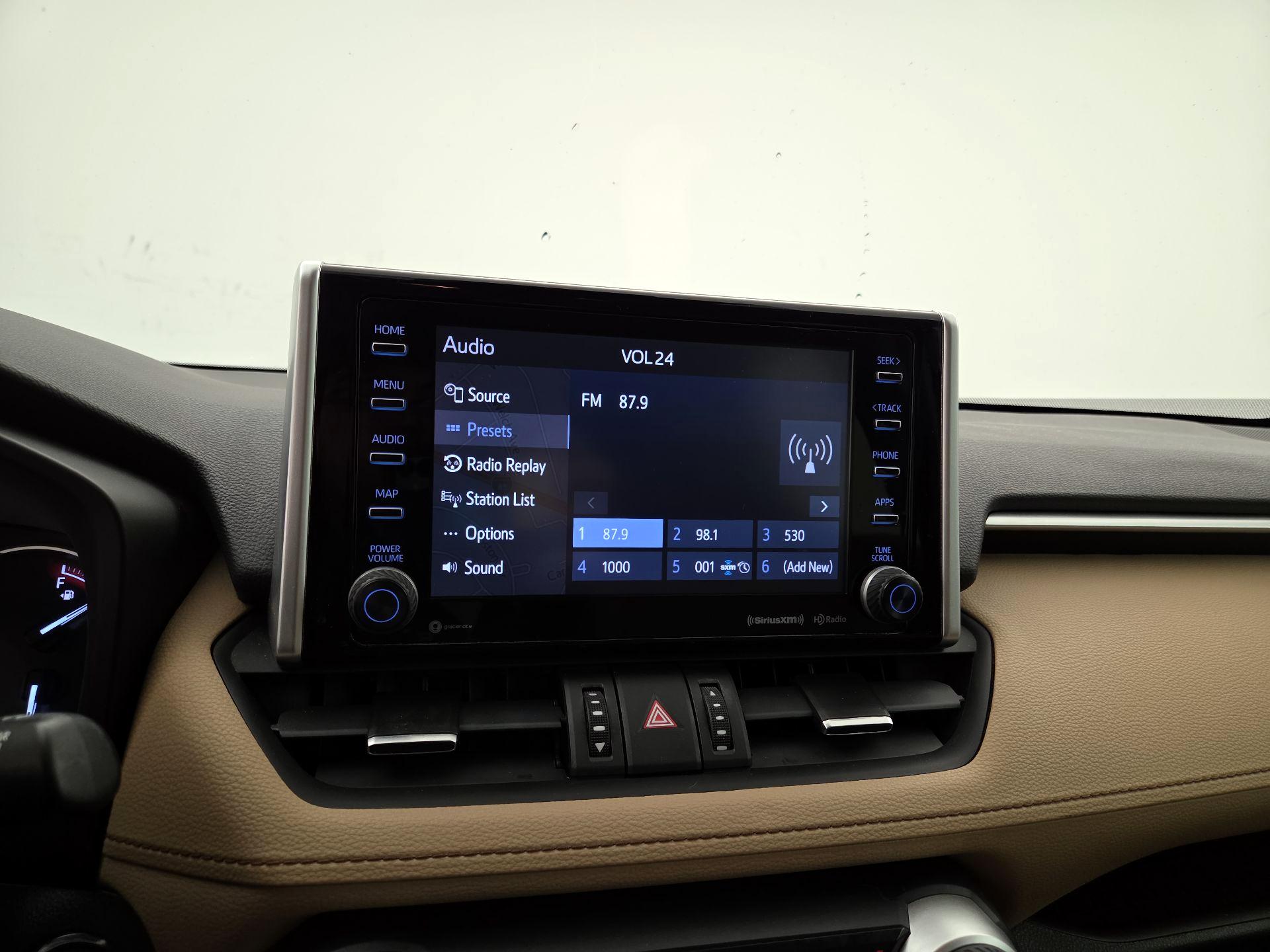 Thumbnail: 2019 Toyota RAV4 - 16