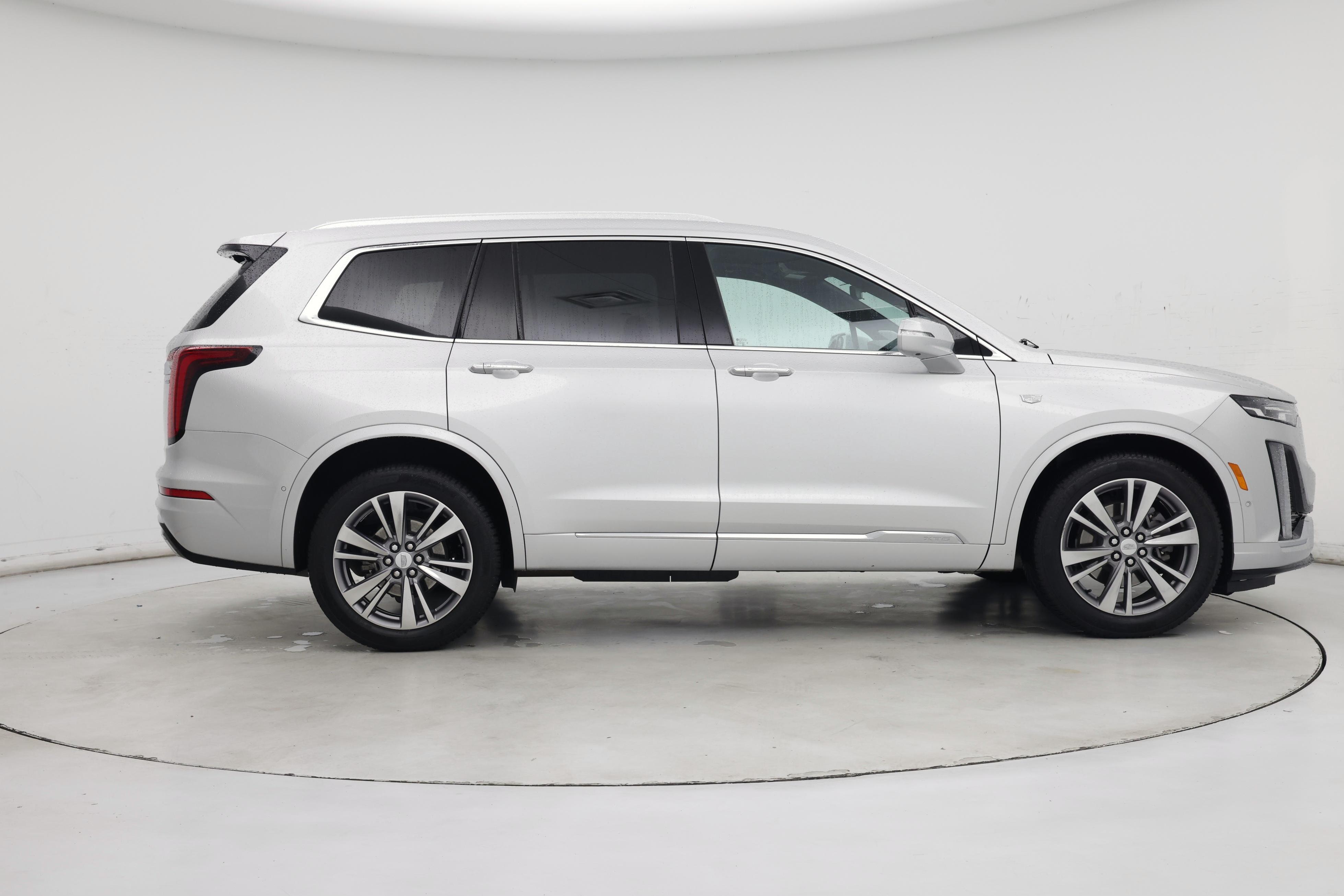 Thumbnail: 2020 Cadillac XT6 - 7