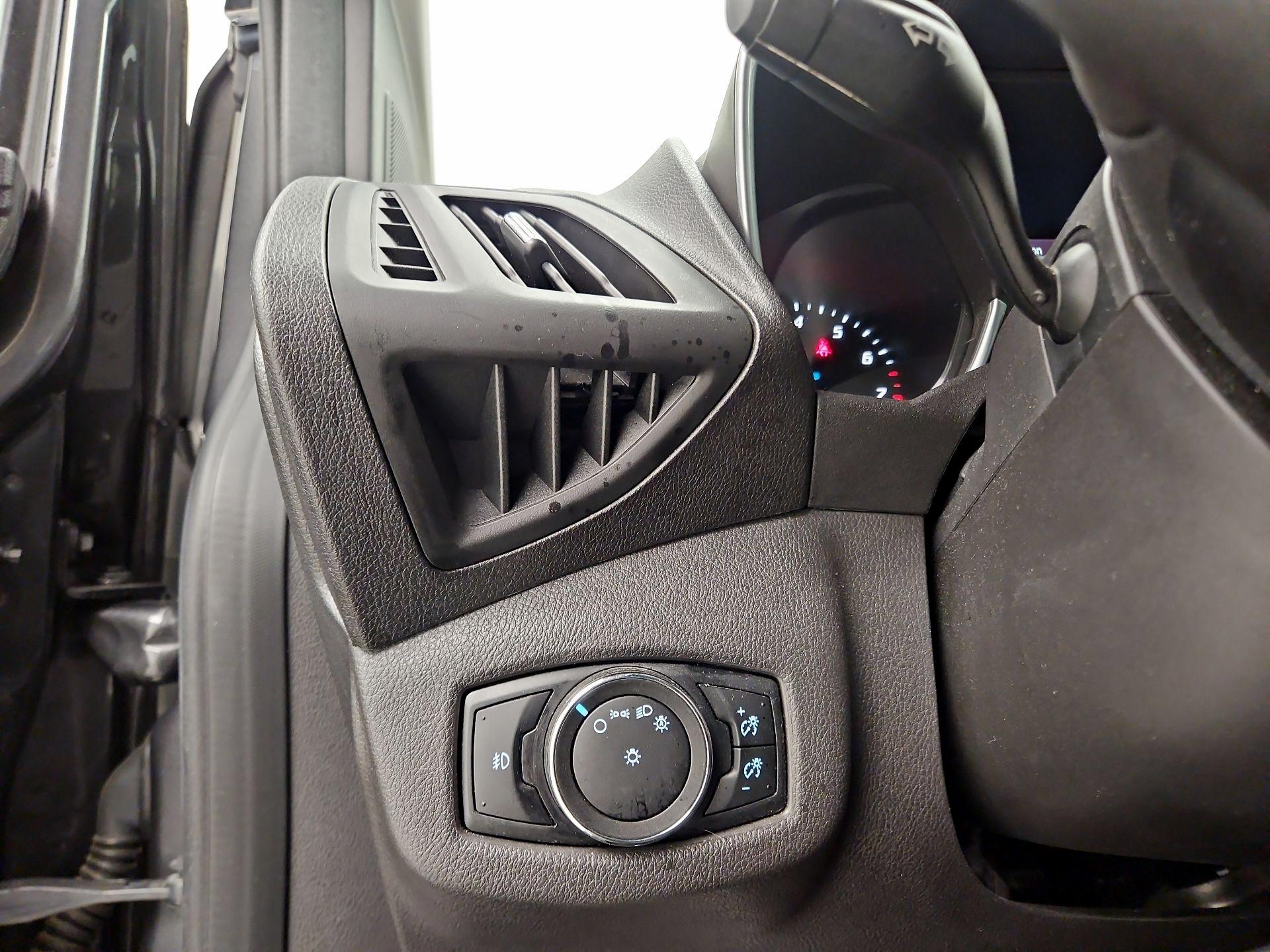 Thumbnail: 2018 Ford Transit Series - 13