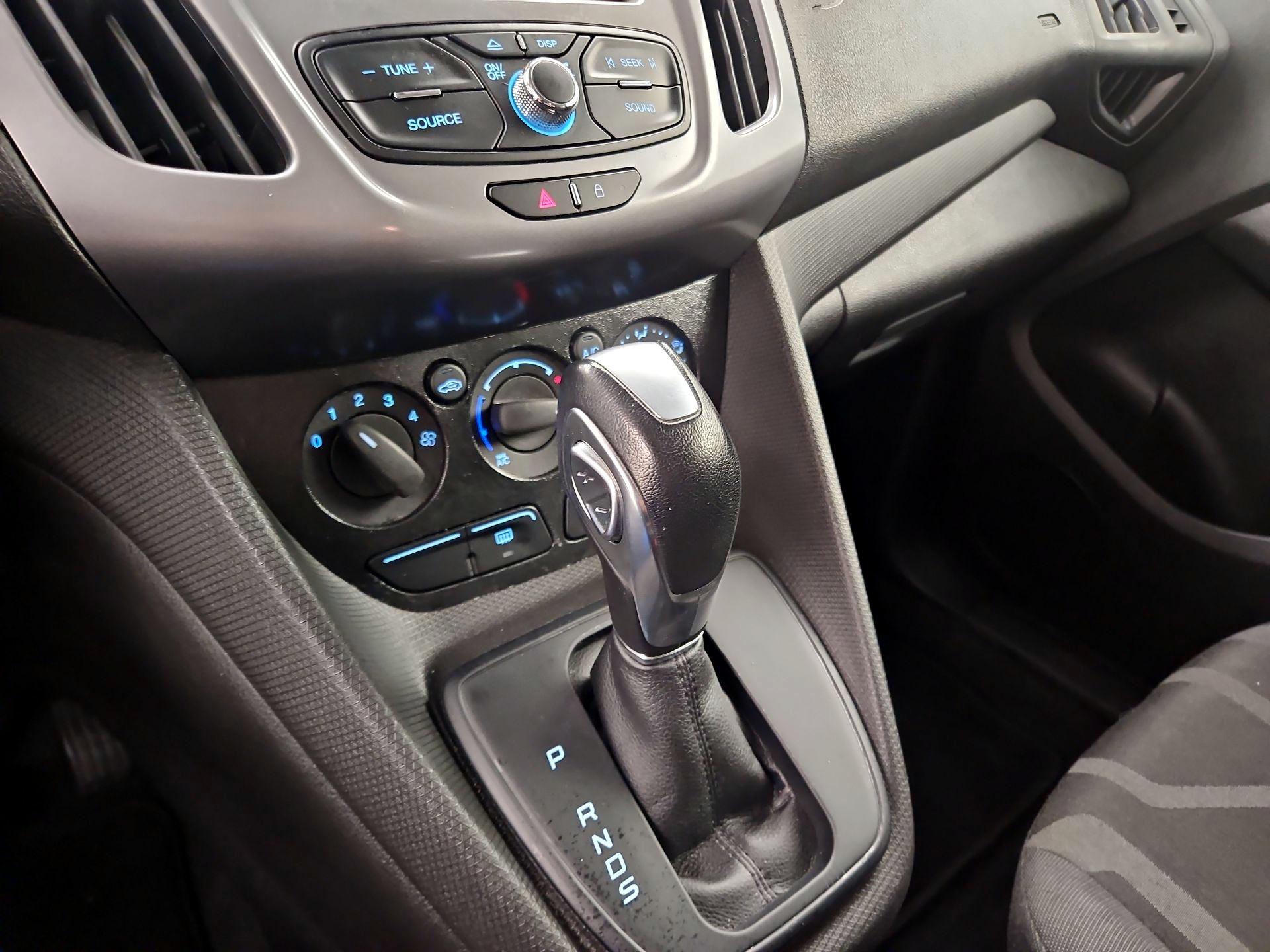 Thumbnail: 2018 Ford Transit Series - 17