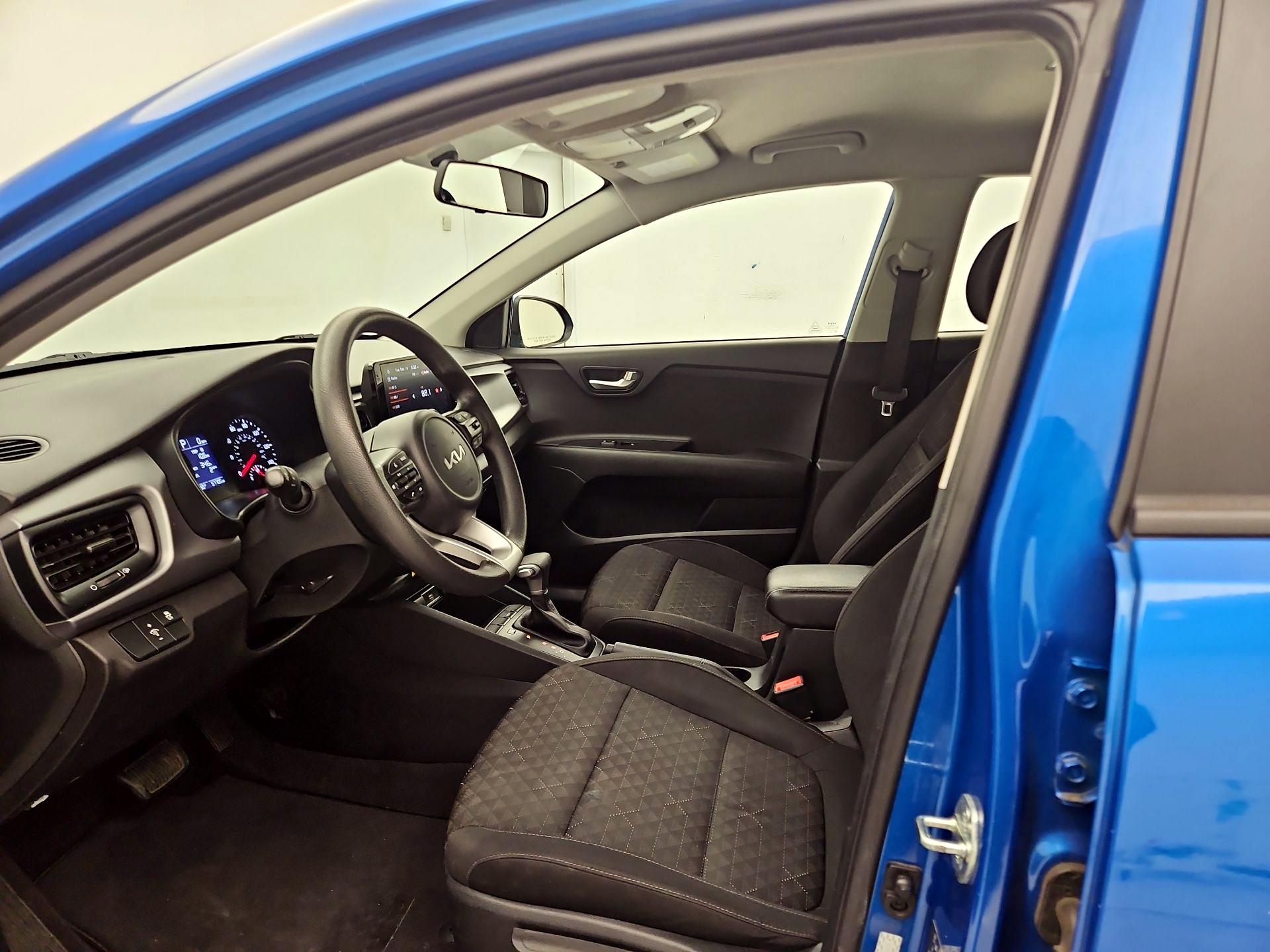 Thumbnail: 2023 Kia Rio - 11