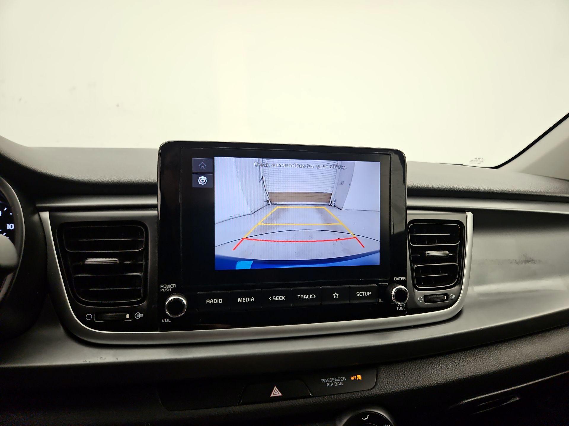 Thumbnail: 2023 Kia Rio - 14