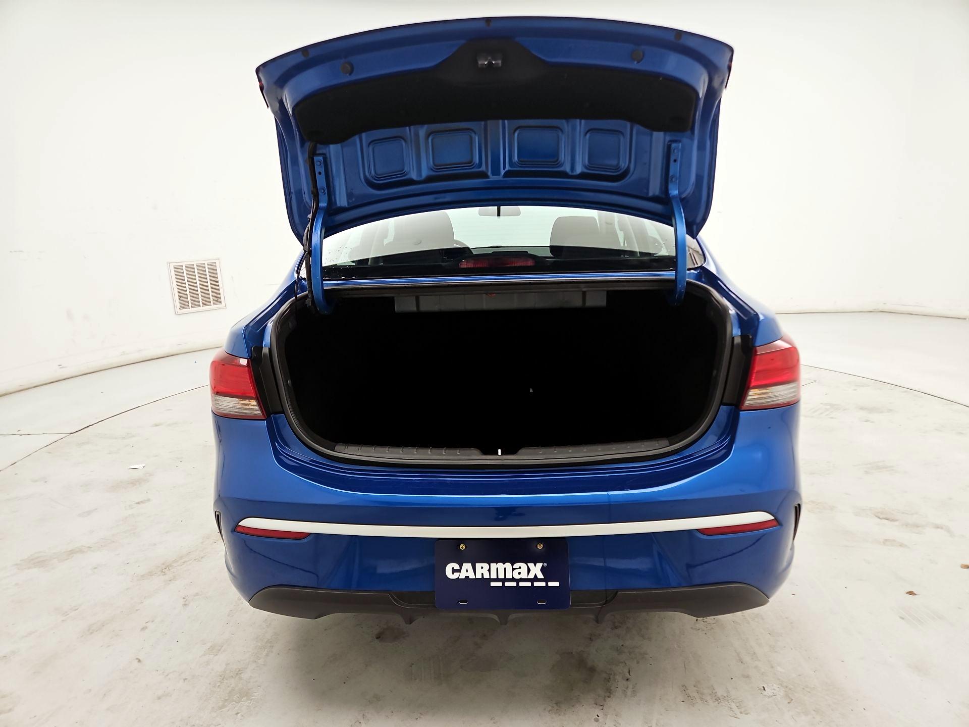 Thumbnail: 2023 Kia Rio - 20