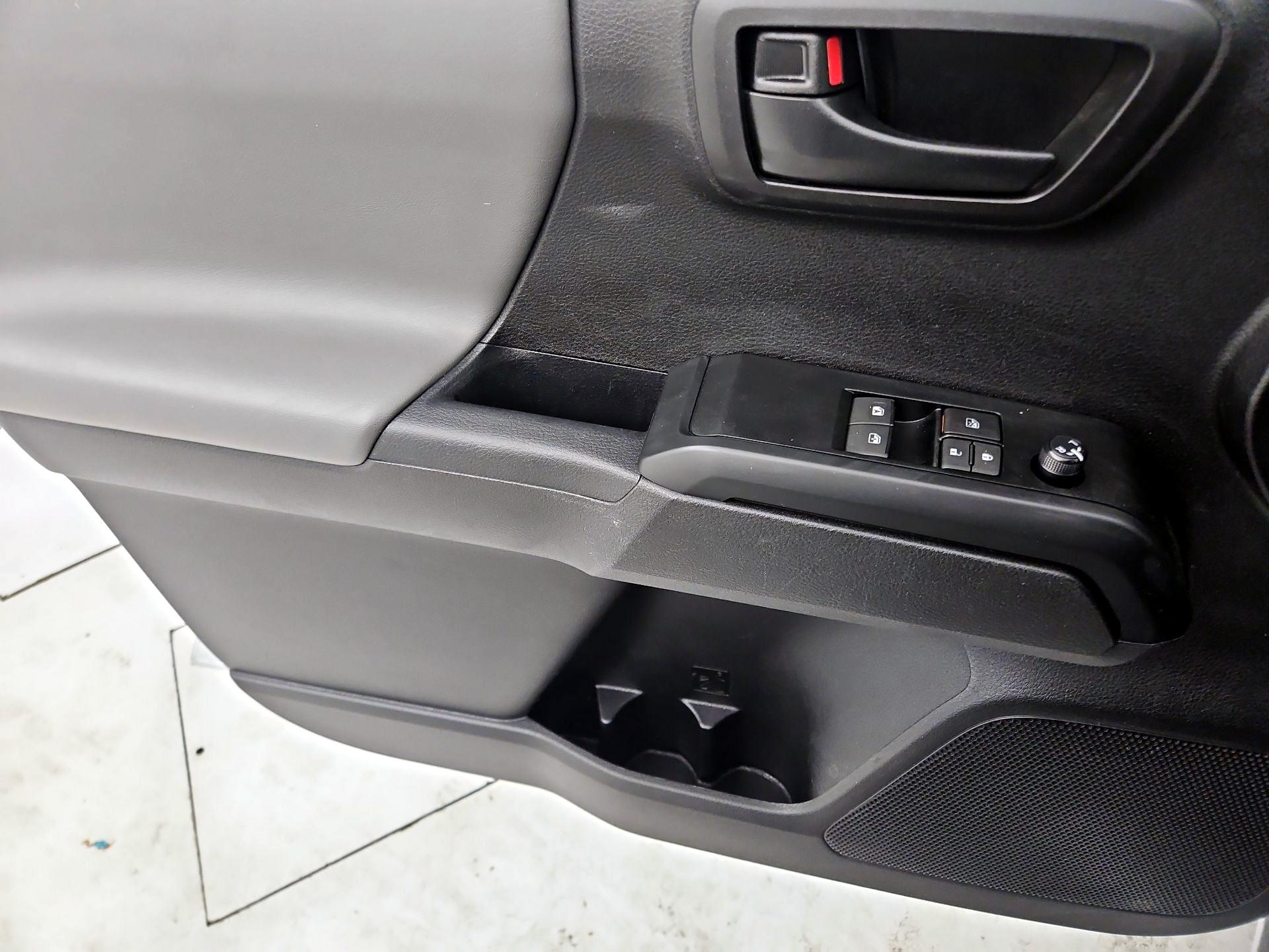 Thumbnail: 2023 Toyota Tacoma - 12