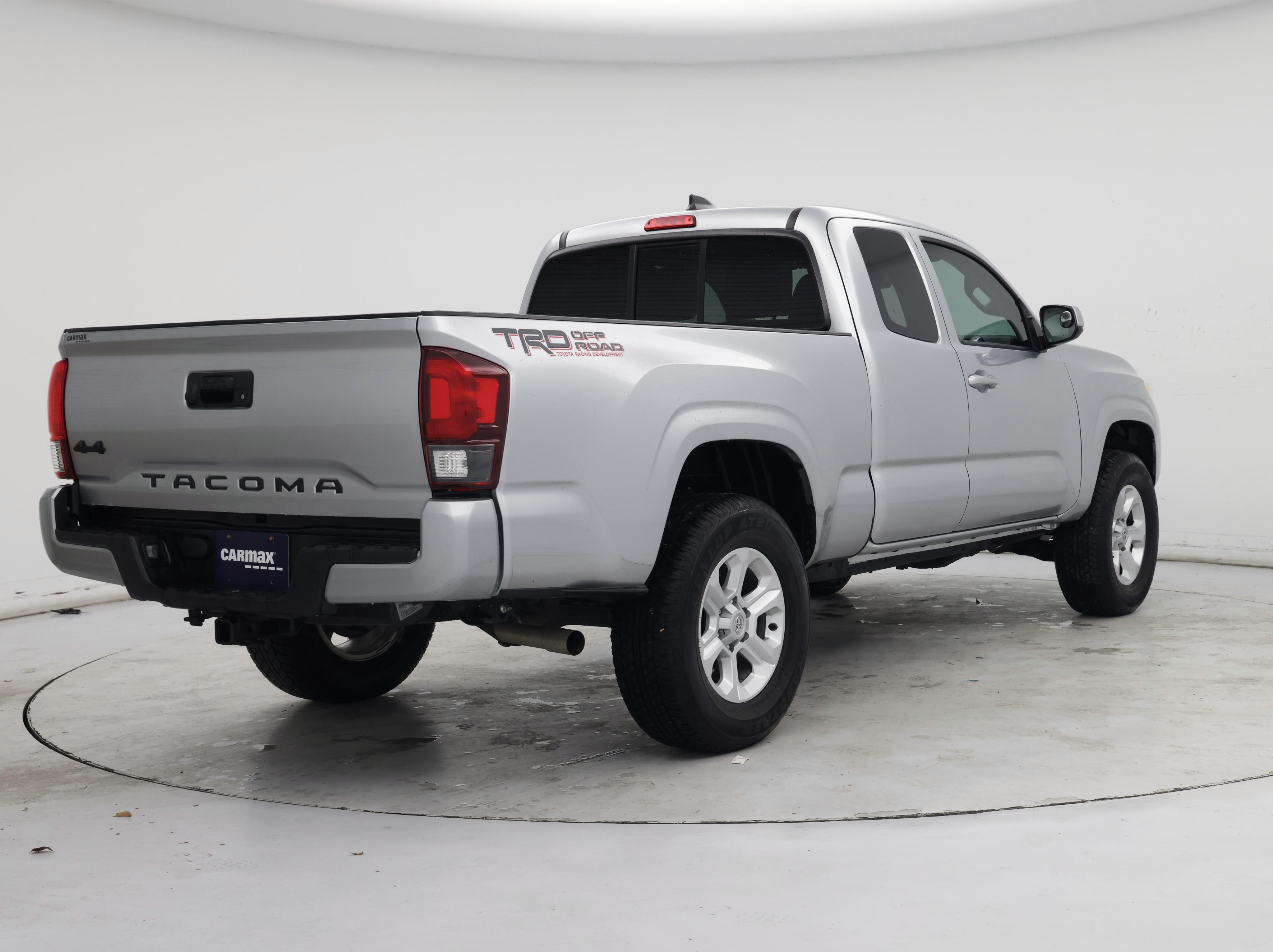 Thumbnail: 2023 Toyota Tacoma - 8