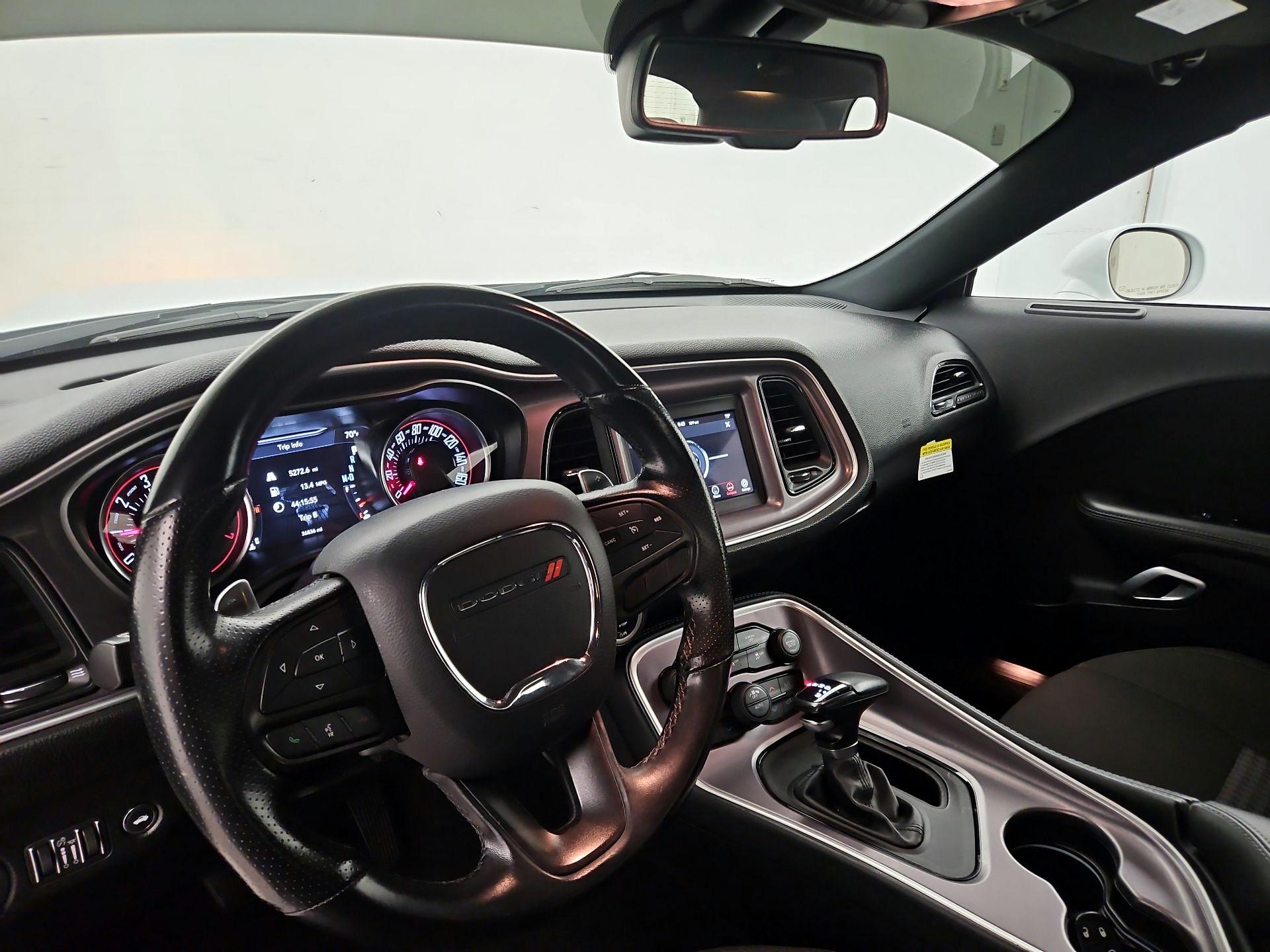 Thumbnail: 2022 Dodge Challenger - 9