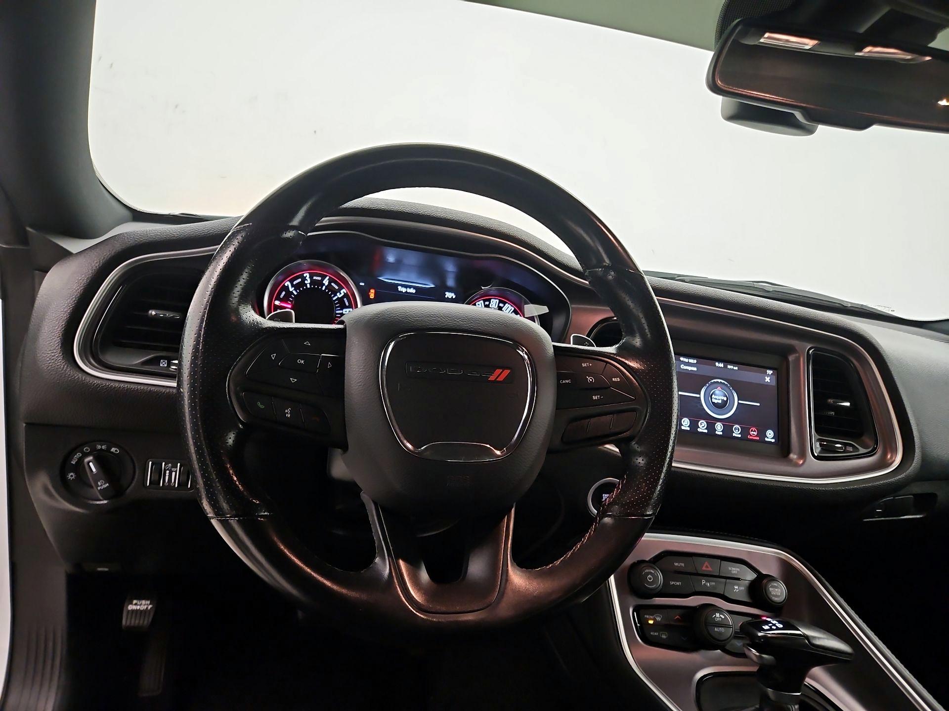 Thumbnail: 2022 Dodge Challenger - 10