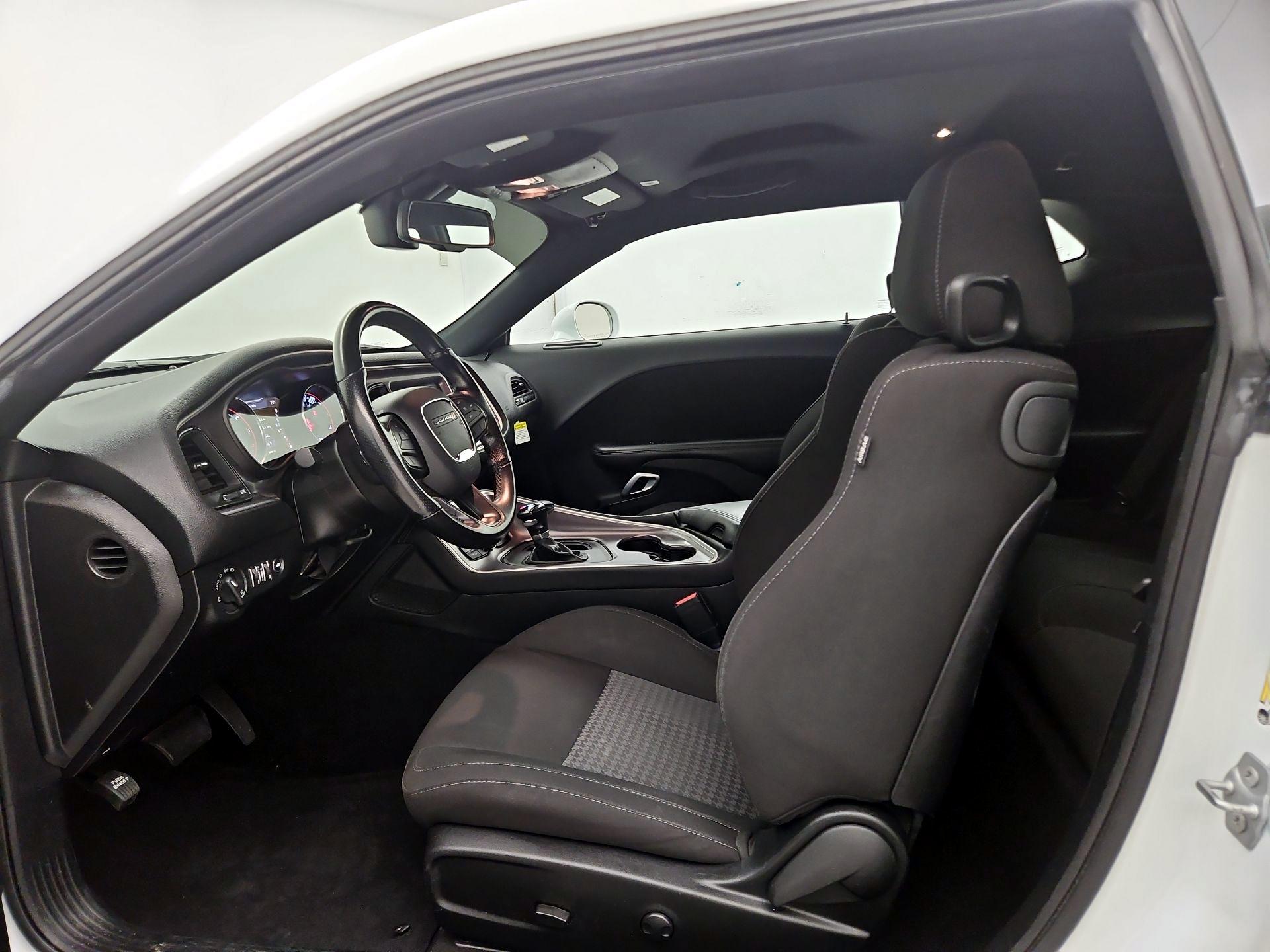 Thumbnail: 2022 Dodge Challenger - 11