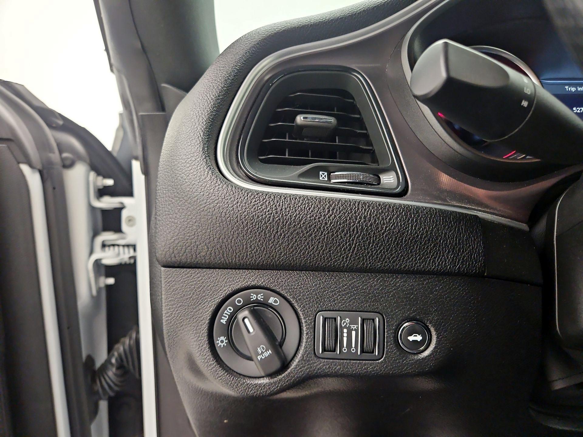 Thumbnail: 2022 Dodge Challenger - 13