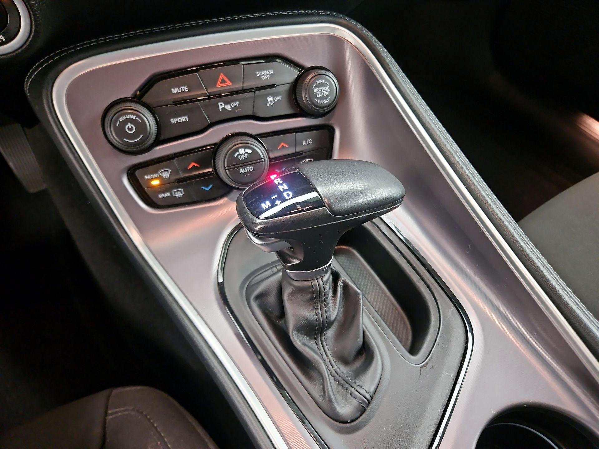 Thumbnail: 2022 Dodge Challenger - 17