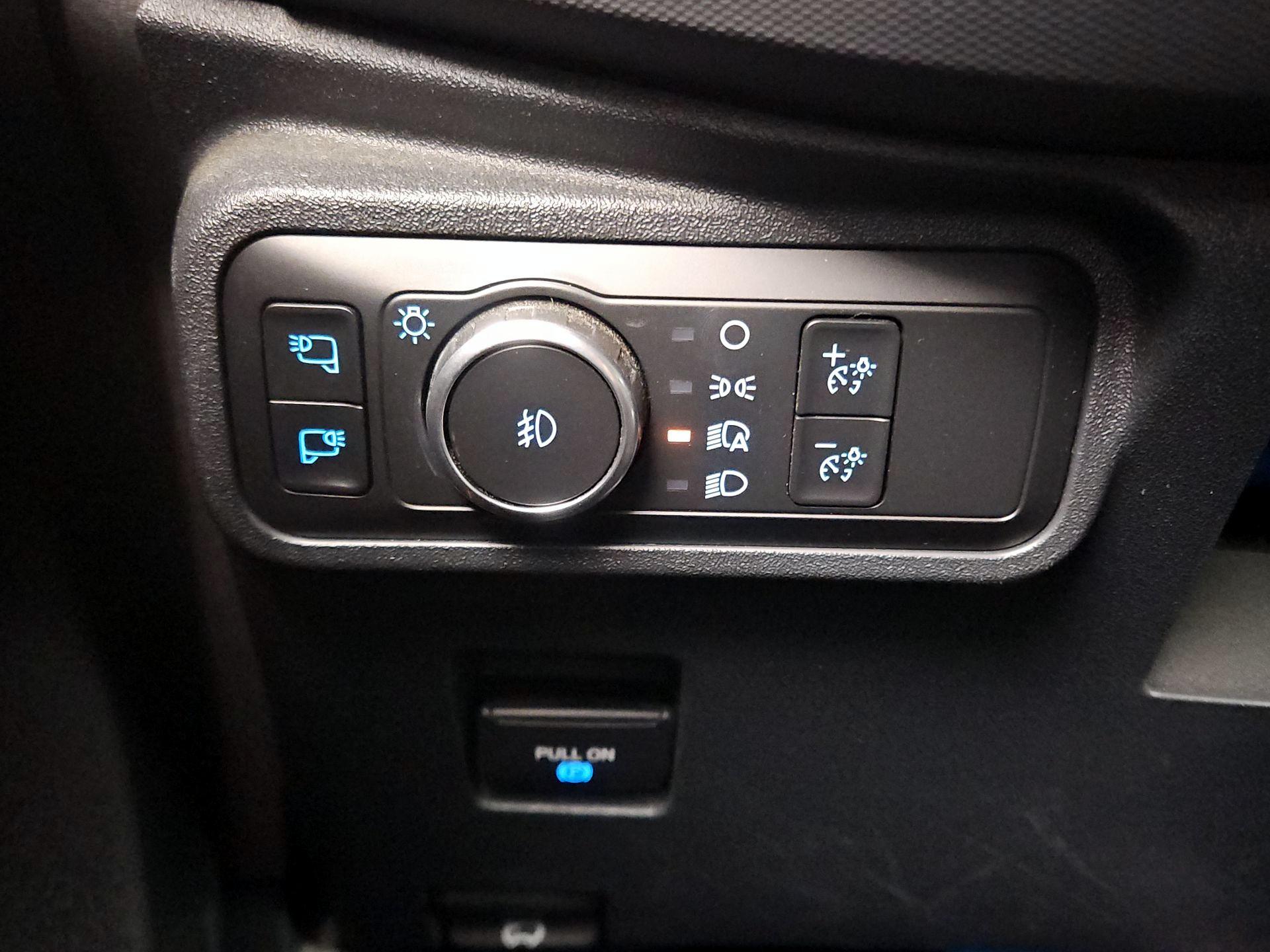 Thumbnail: 2022 Ford Bronco - 13