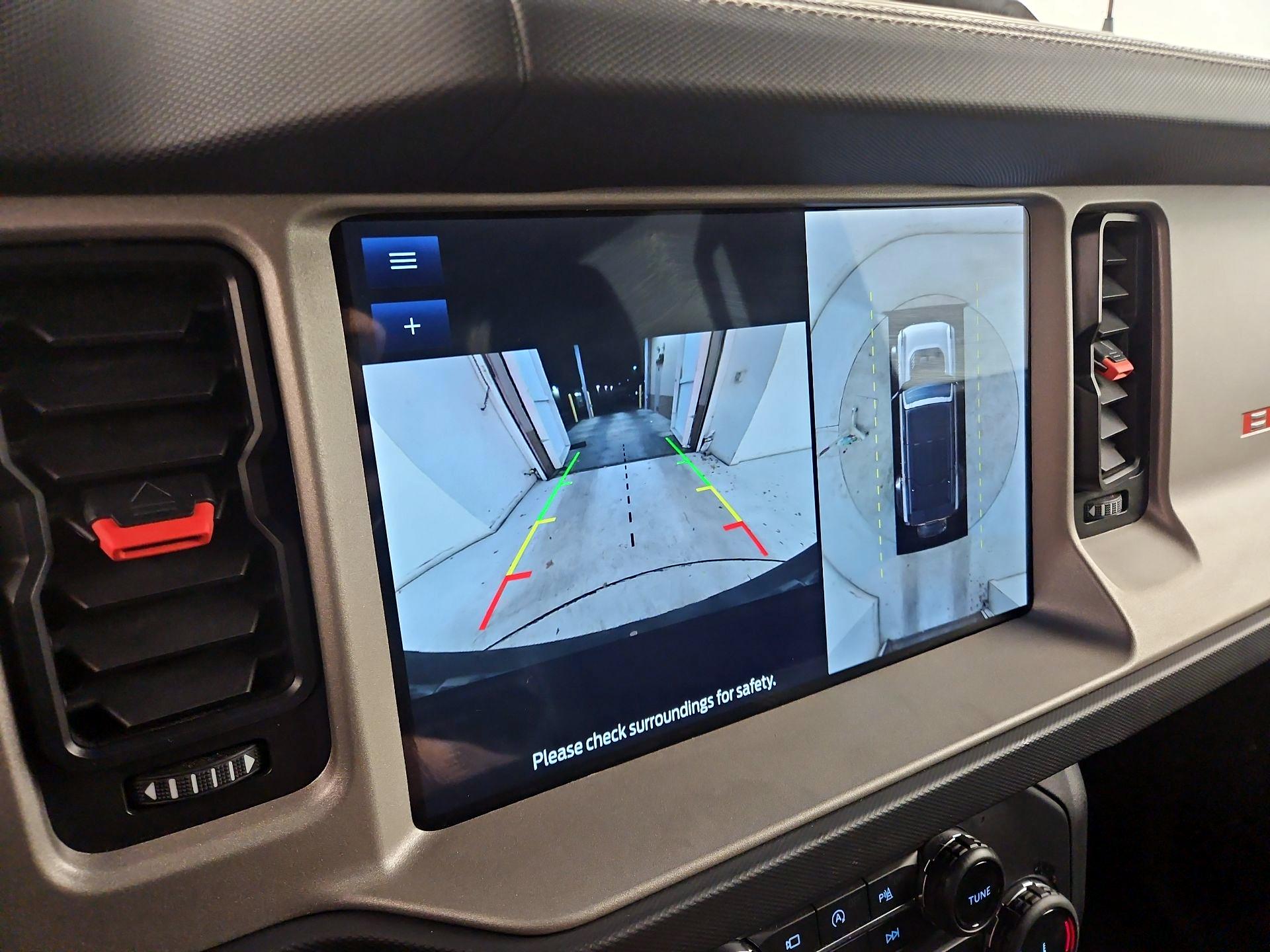 Thumbnail: 2022 Ford Bronco - 15