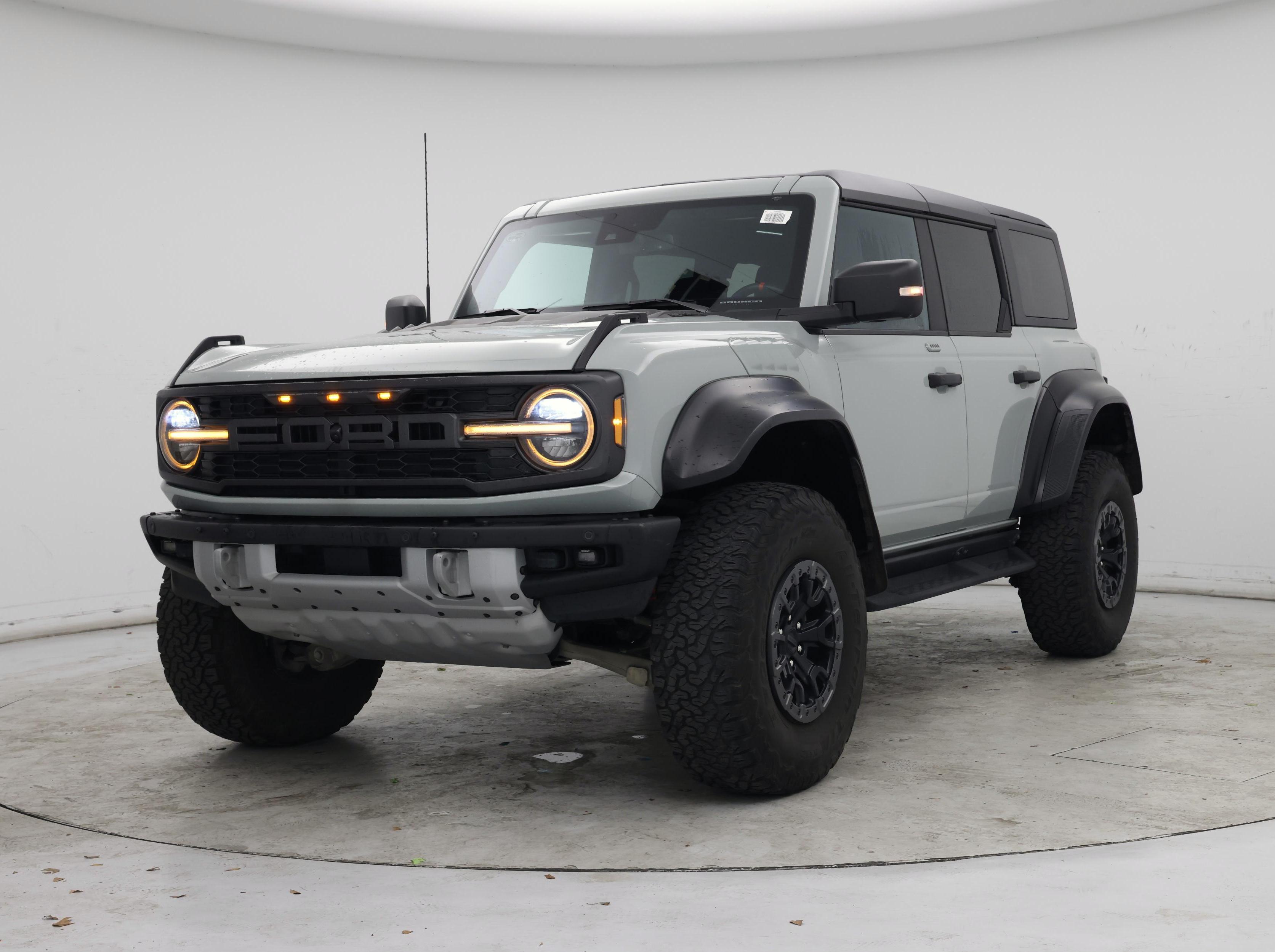 Thumbnail: 2022 Ford Bronco - 4