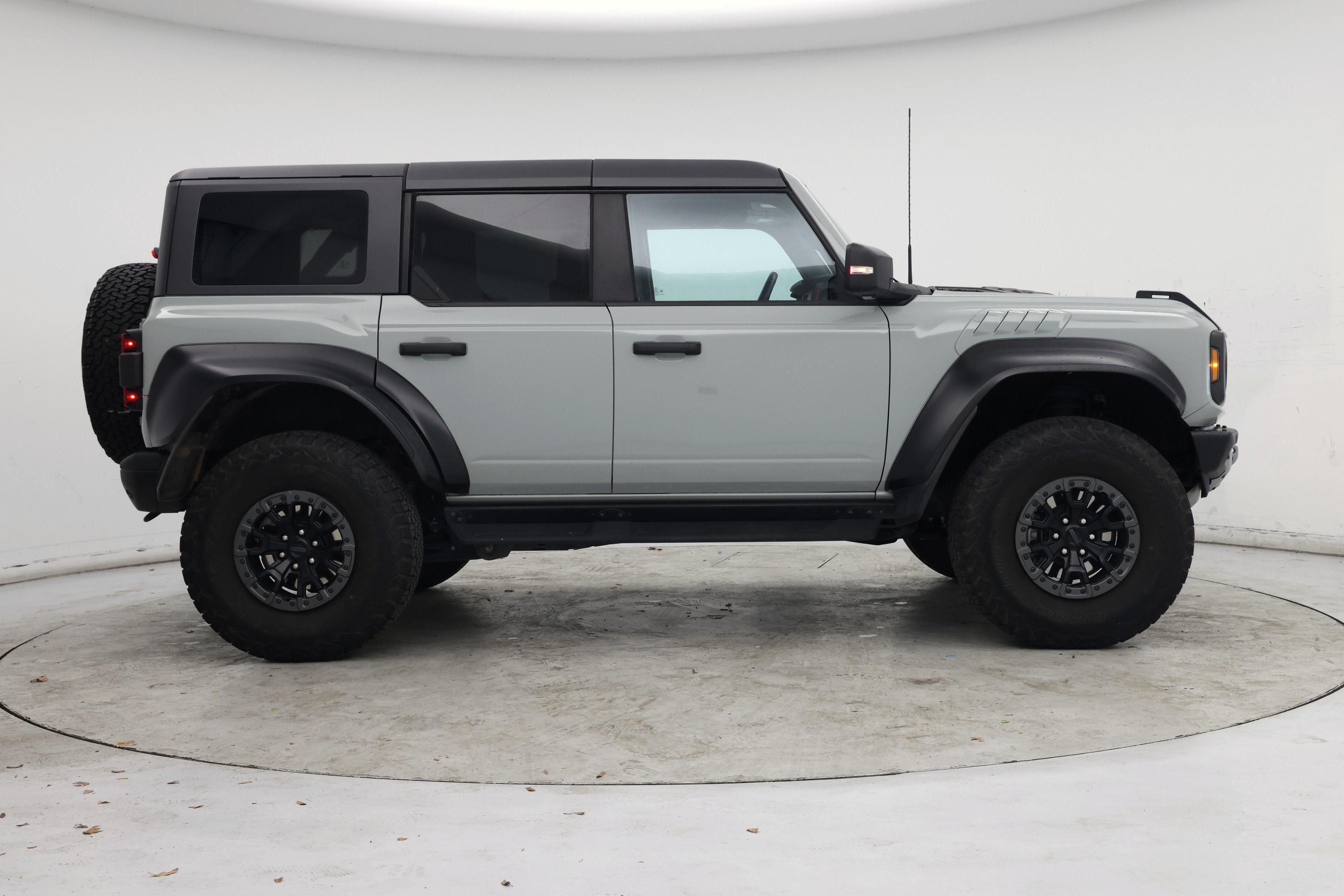 Thumbnail: 2022 Ford Bronco - 7