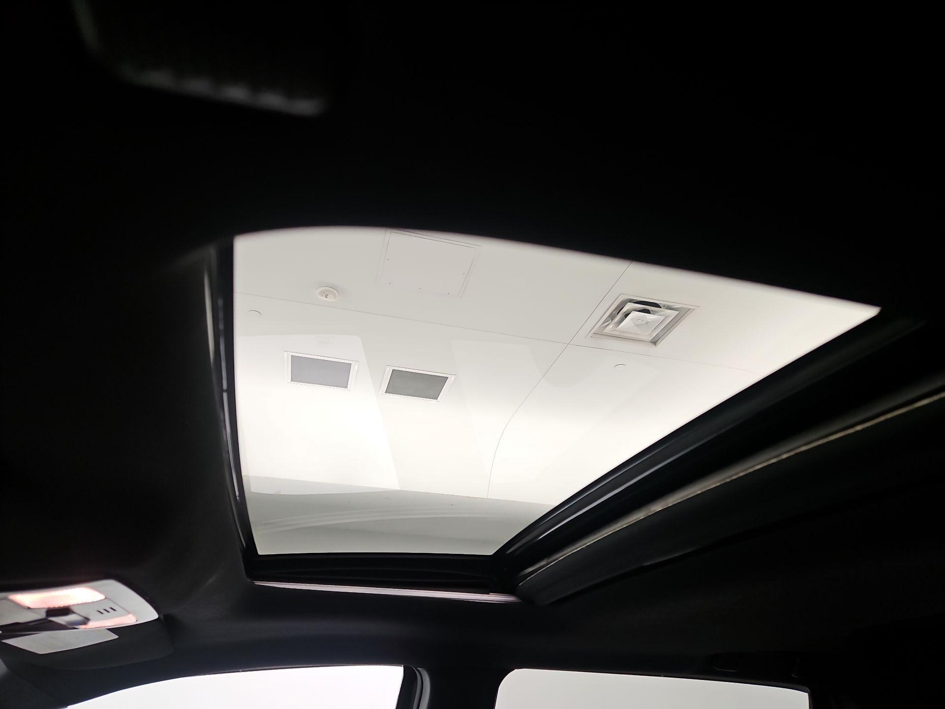 Thumbnail: 2021 Toyota Tacoma - 19