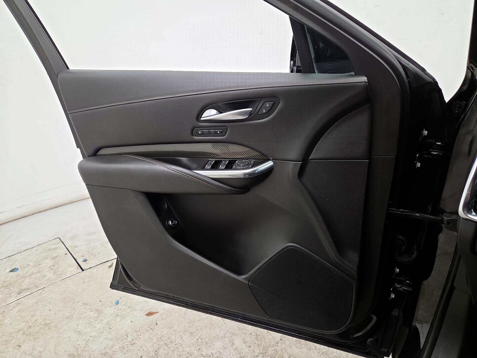 Thumbnail: 2019 Cadillac XT4 - 12