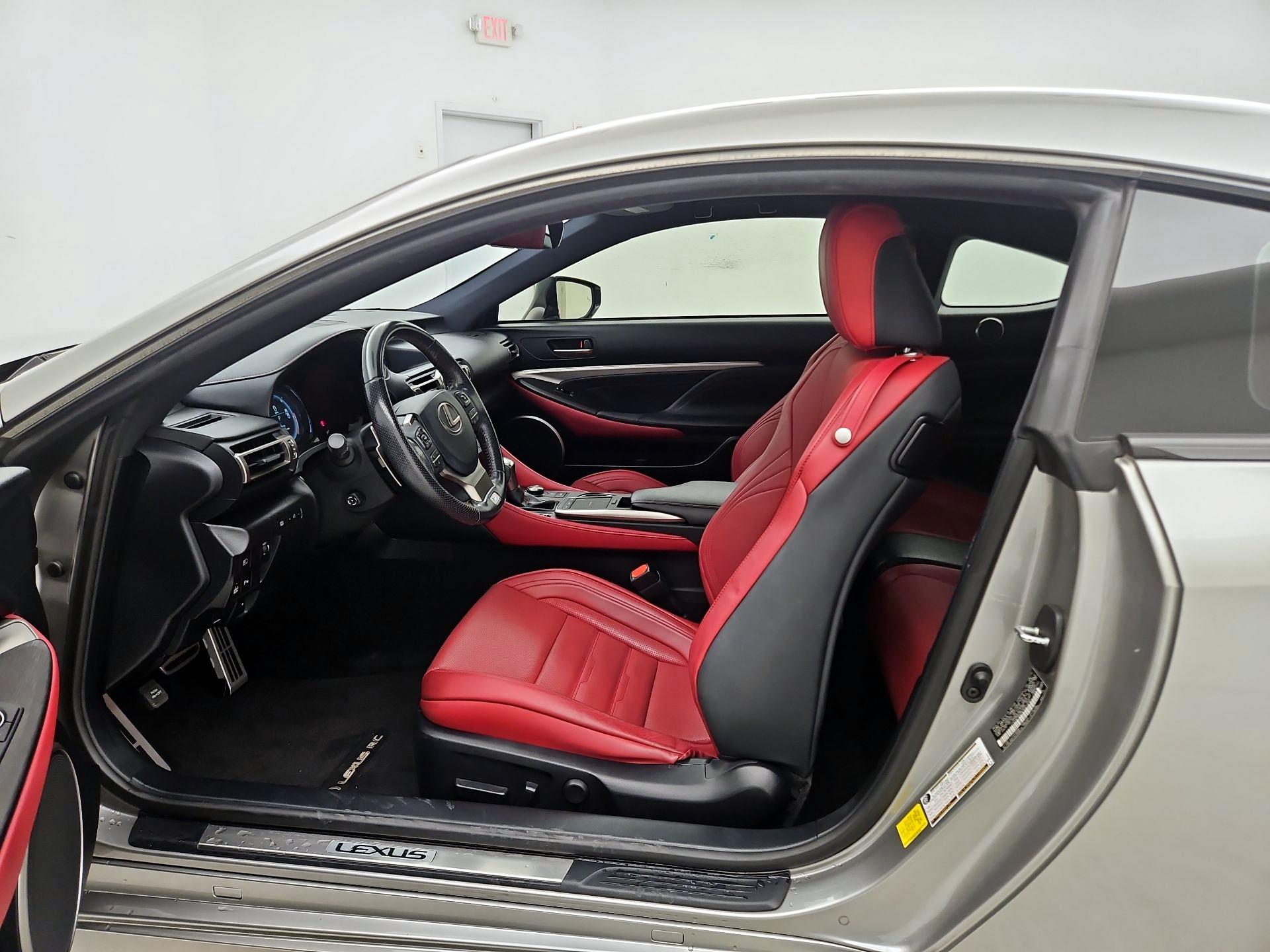 Thumbnail: 2019 Lexus RC - 11