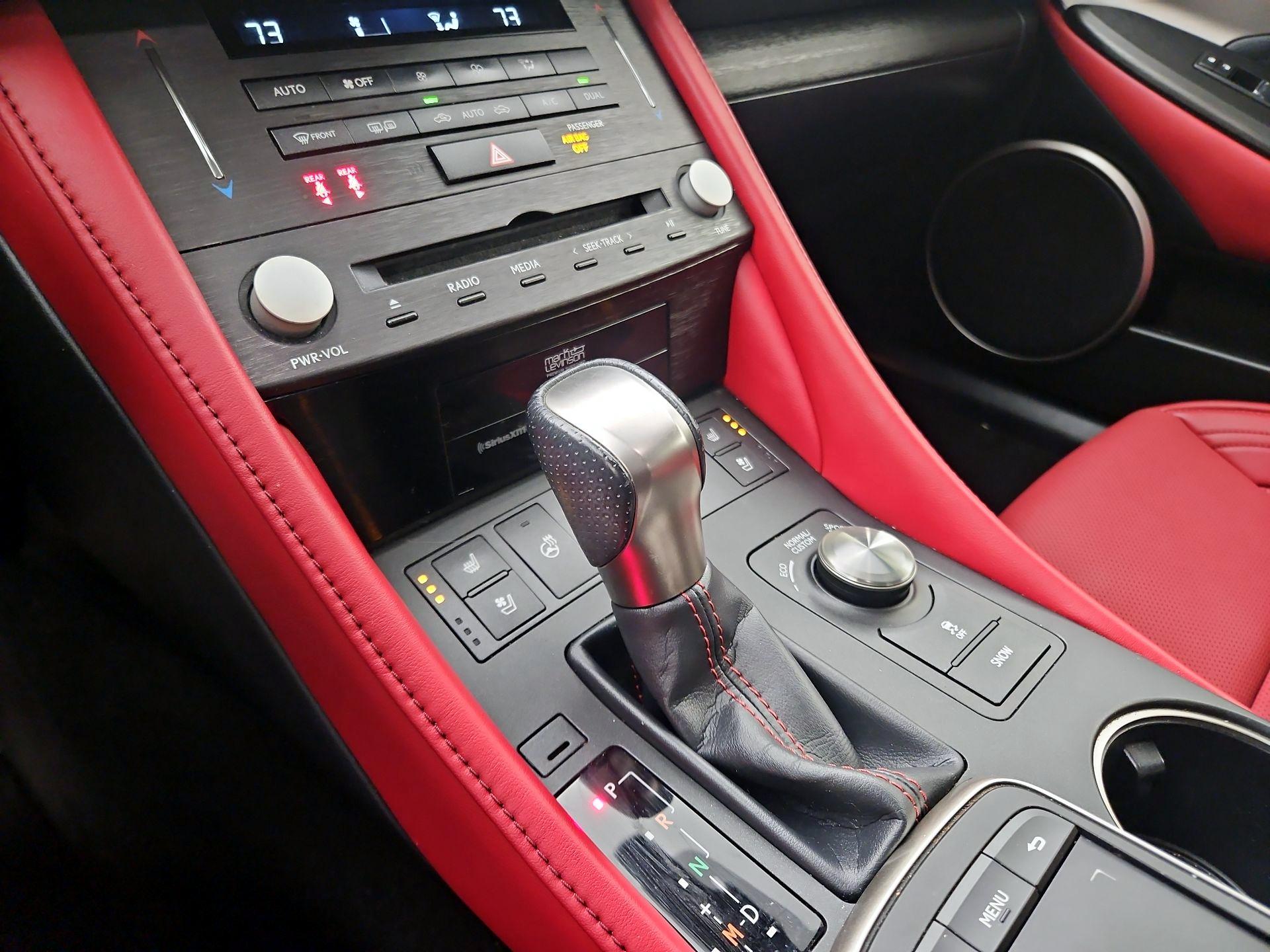 Thumbnail: 2019 Lexus RC - 18