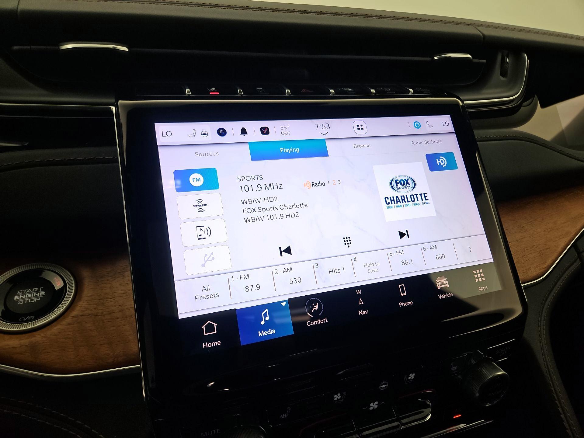 Thumbnail: 2022 Jeep Grand Cherokee - 16